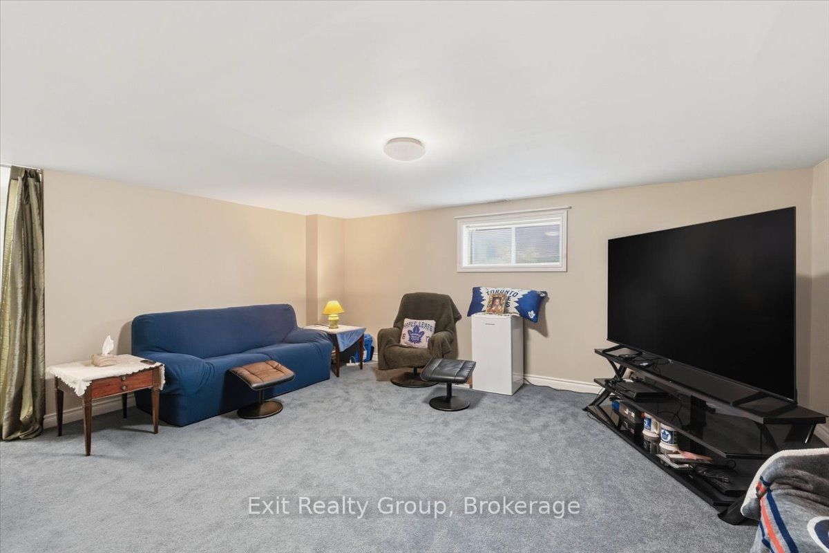 139 Marble Point Road Property Photo 13