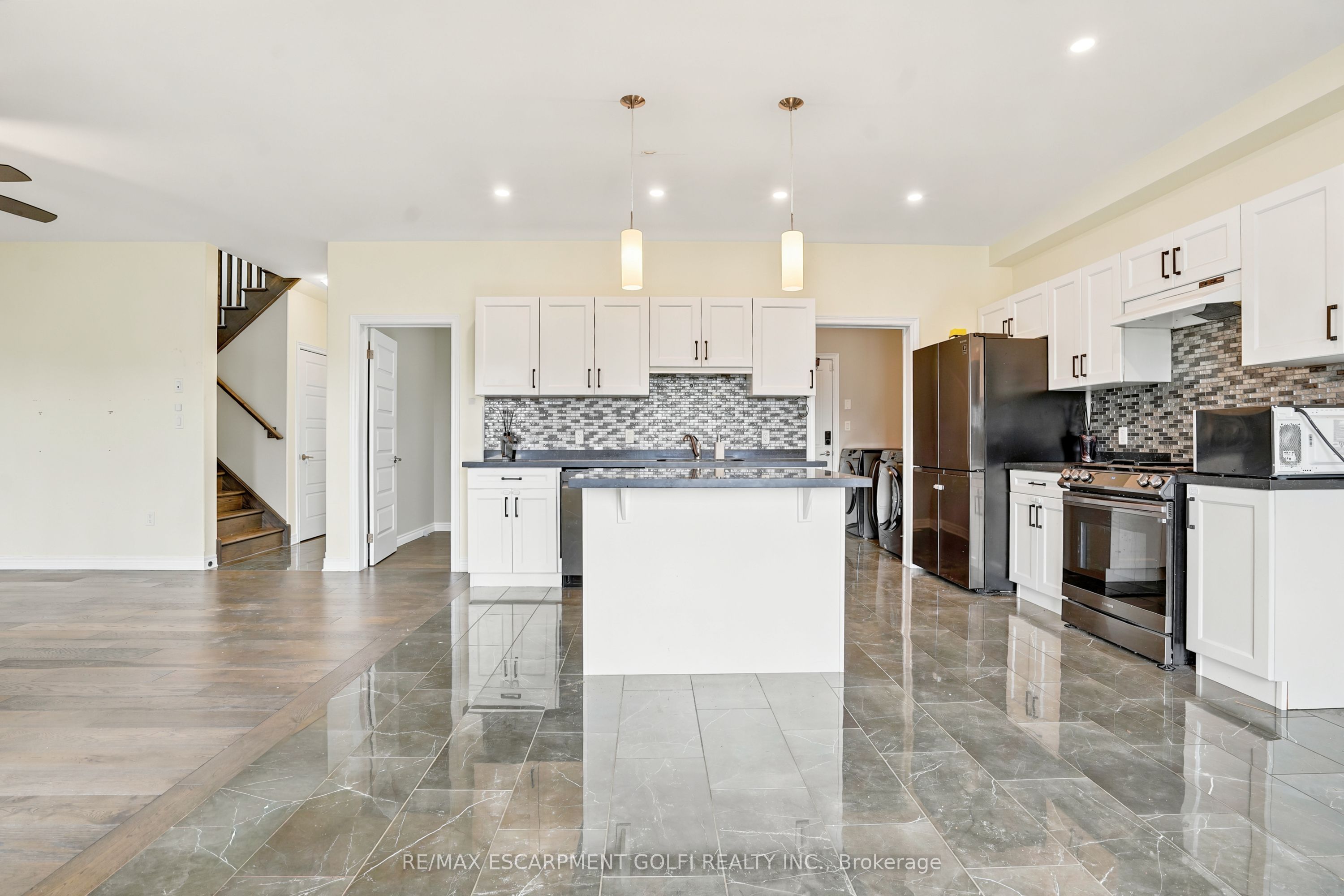 374 Viger Drive S Property Photo 12
