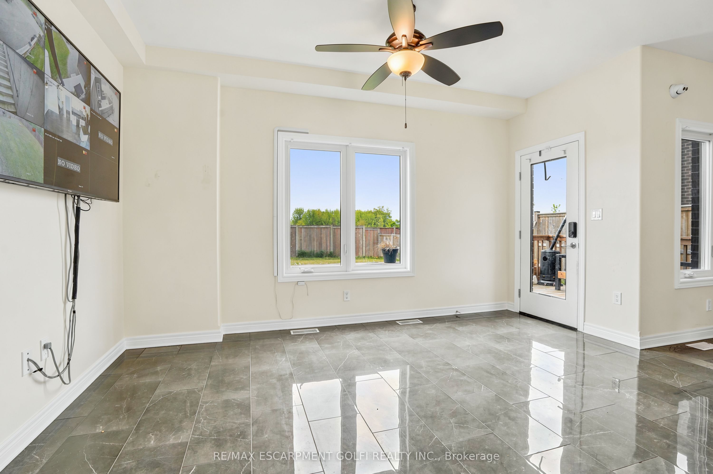 374 Viger Drive S Property Photo 15