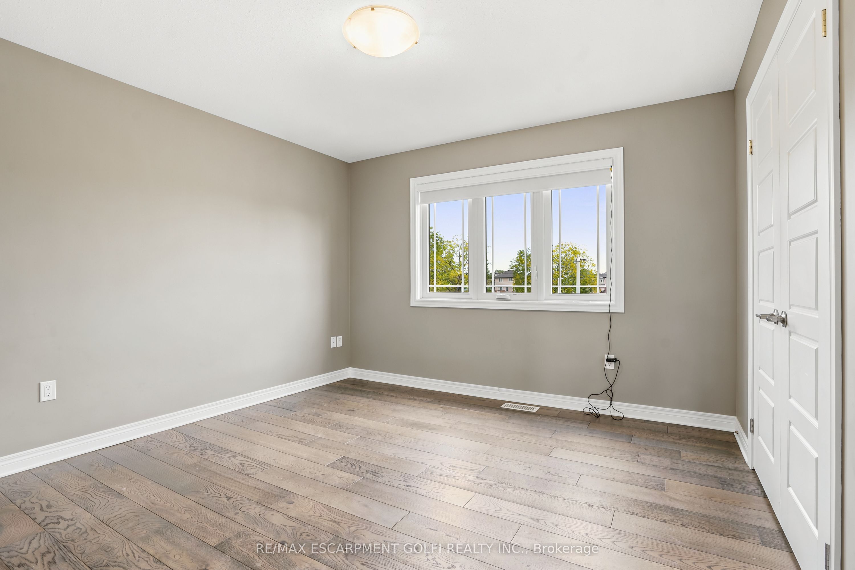 374 Viger Drive S Property Photo 23