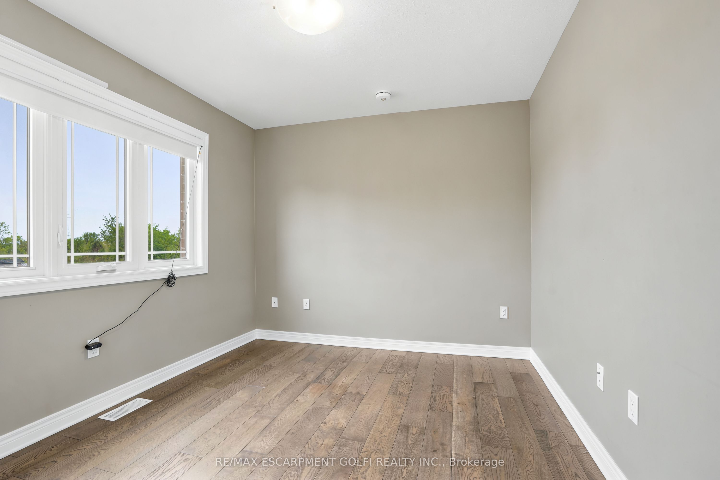 374 Viger Drive S Property Photo 25