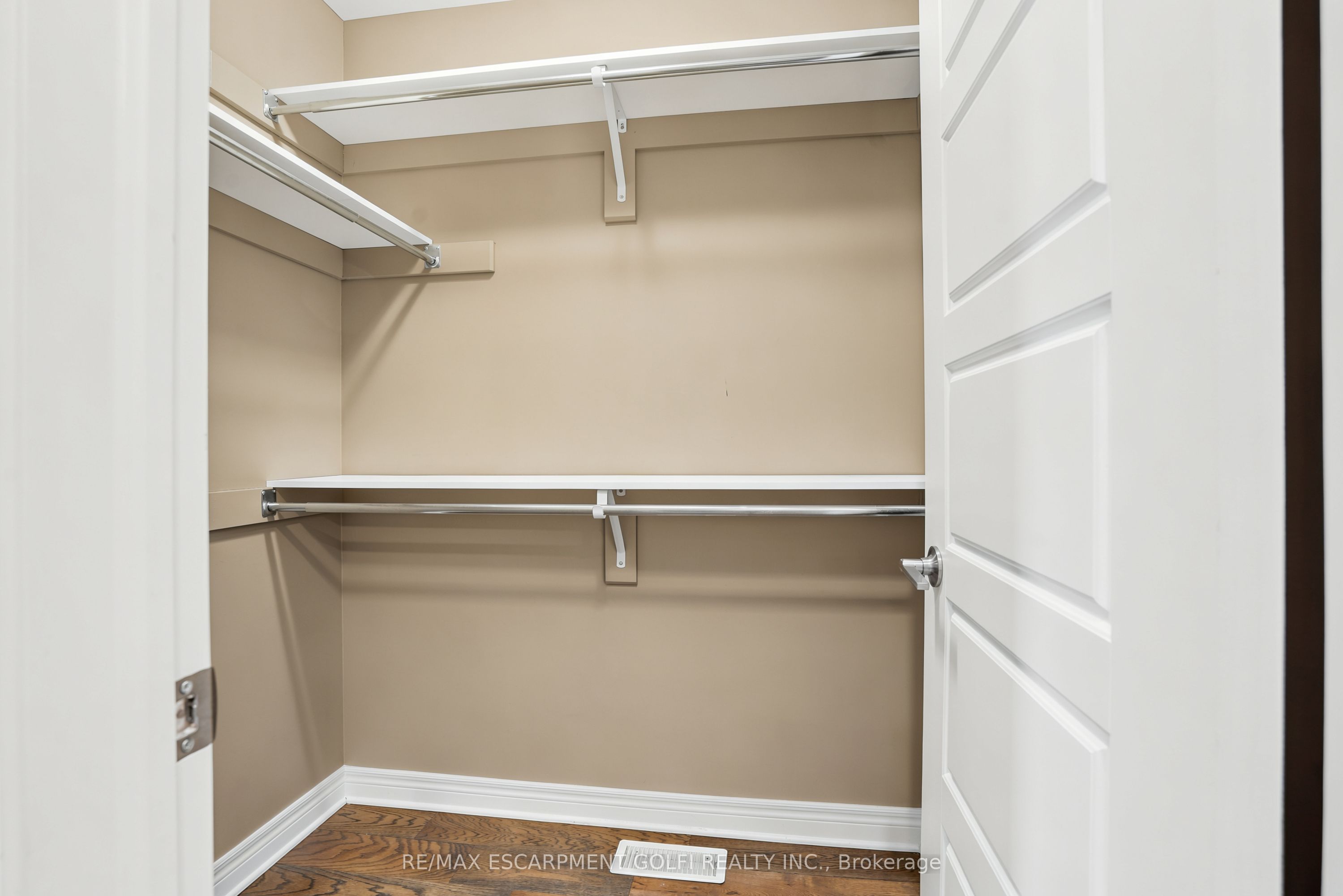 374 Viger Drive S Property Photo 33