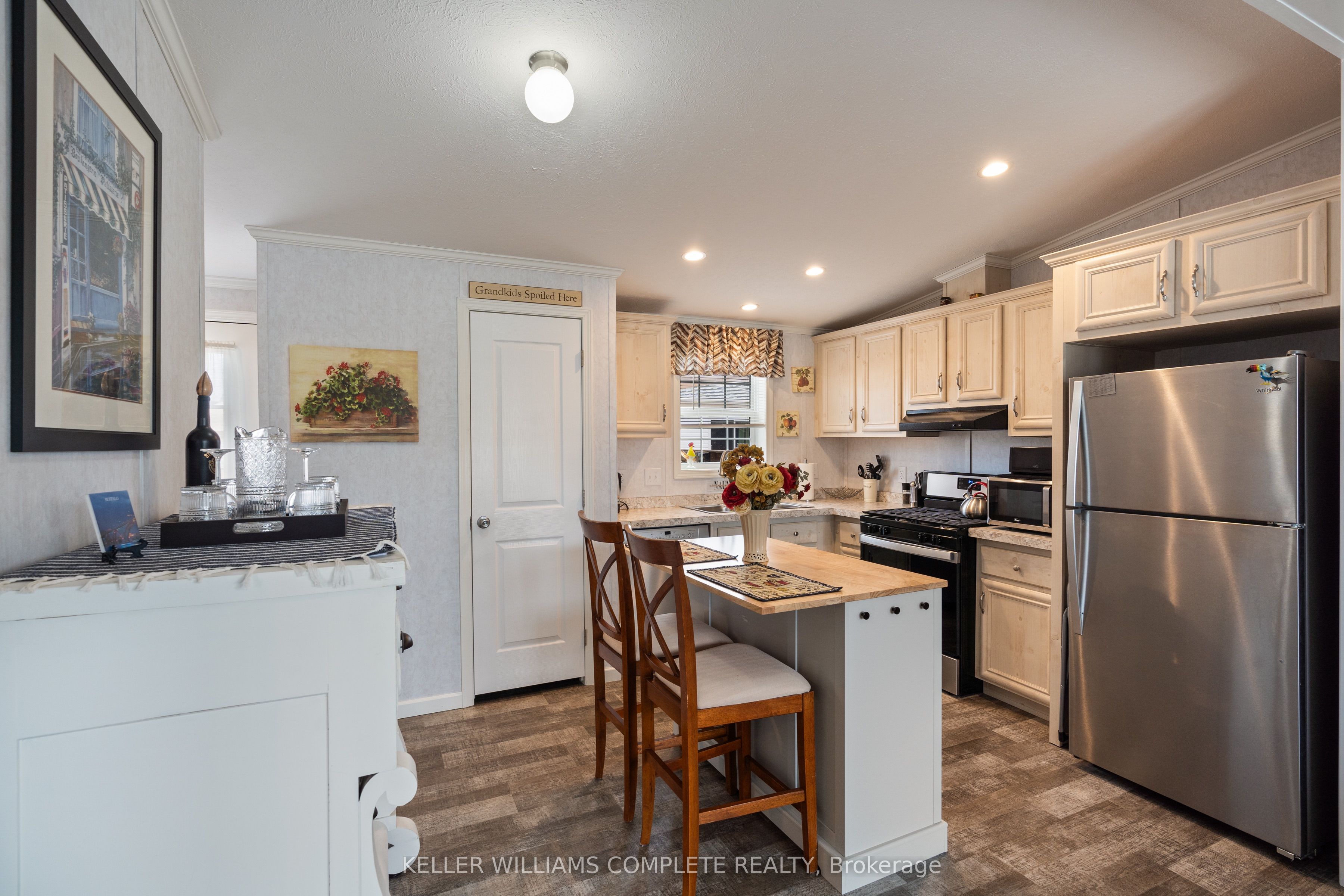 22 Copper Beech Drive Property Photo 7