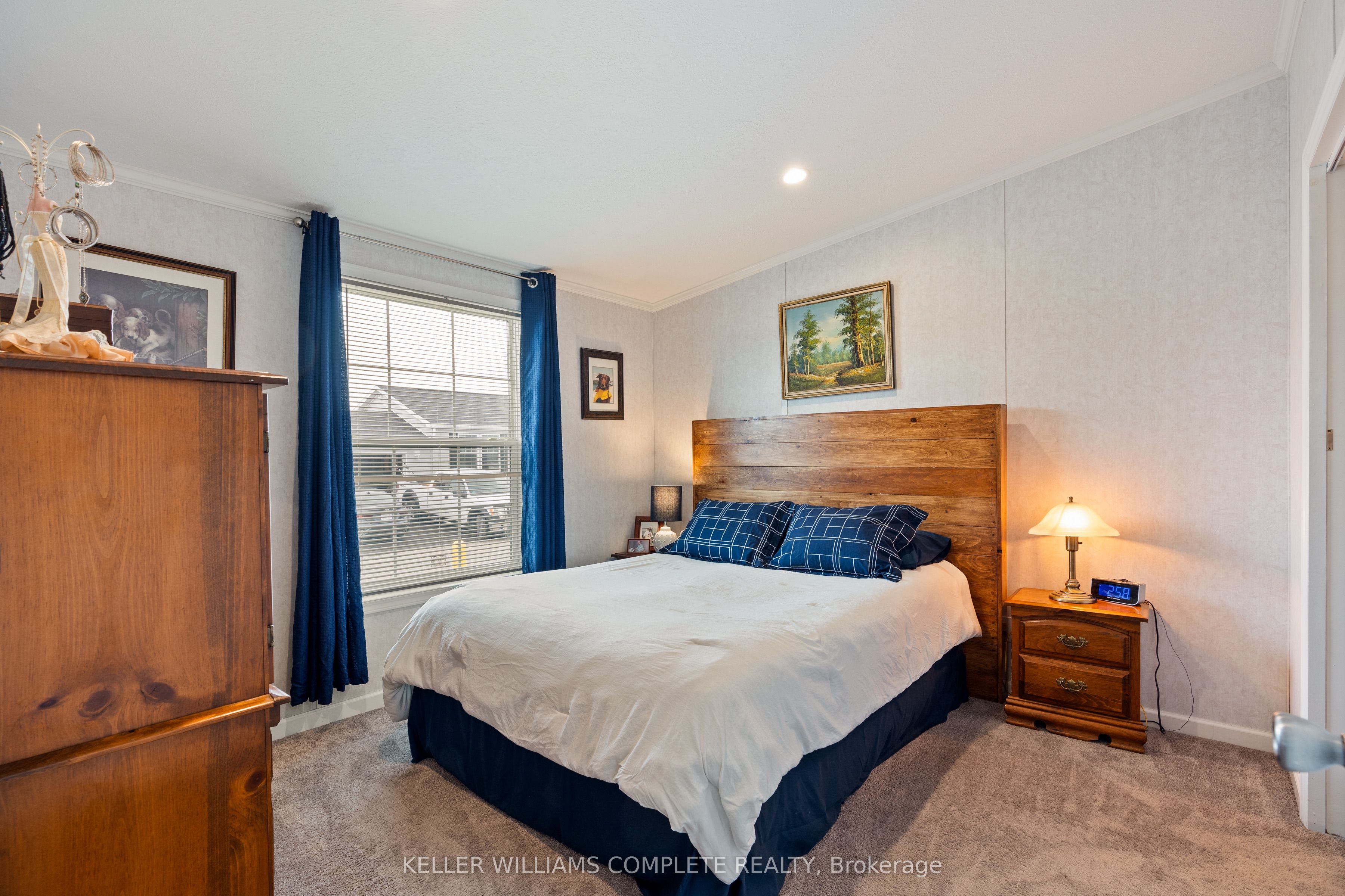 22 Copper Beech Drive Property Photo 11