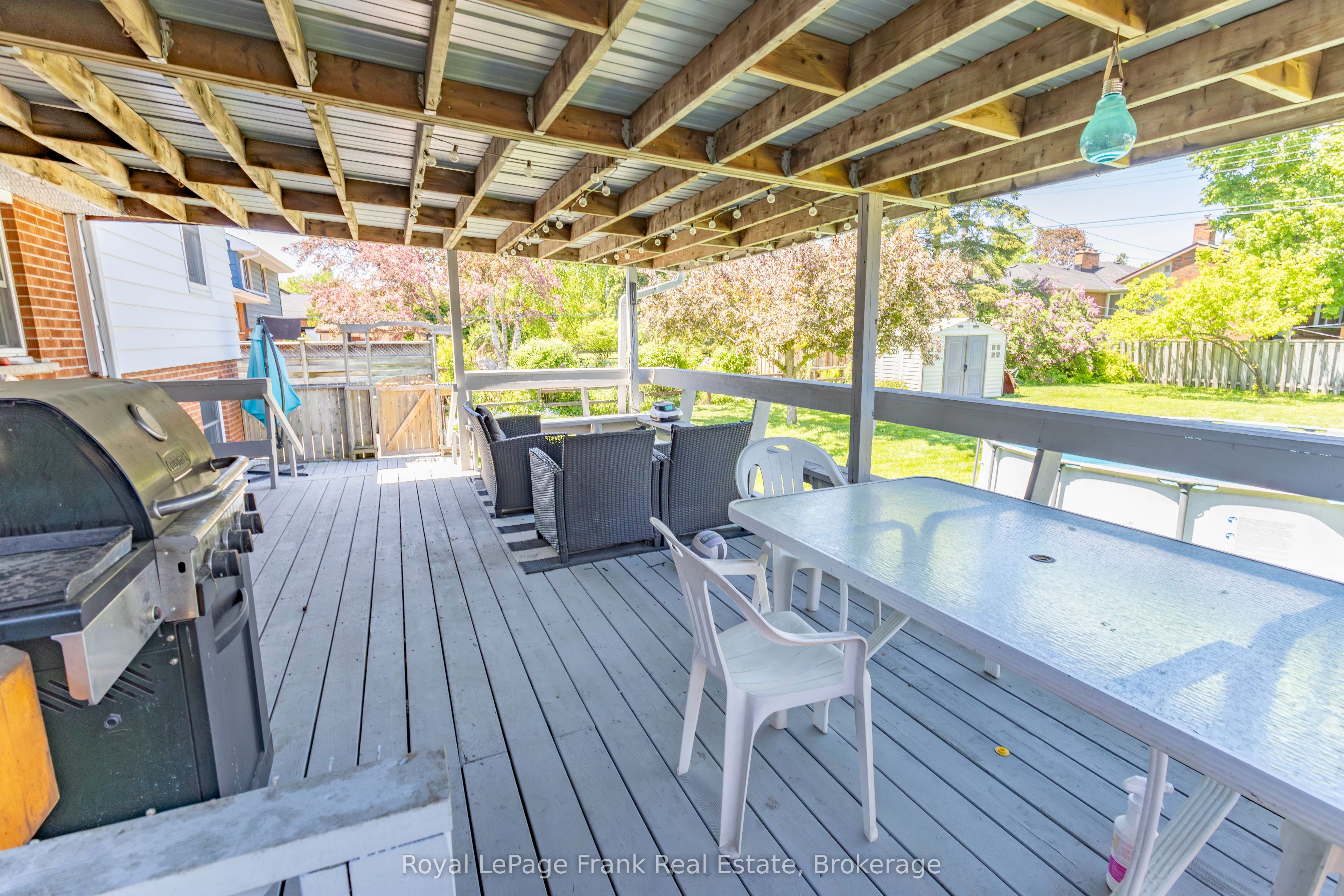 872 Weller Street Property Photo 29