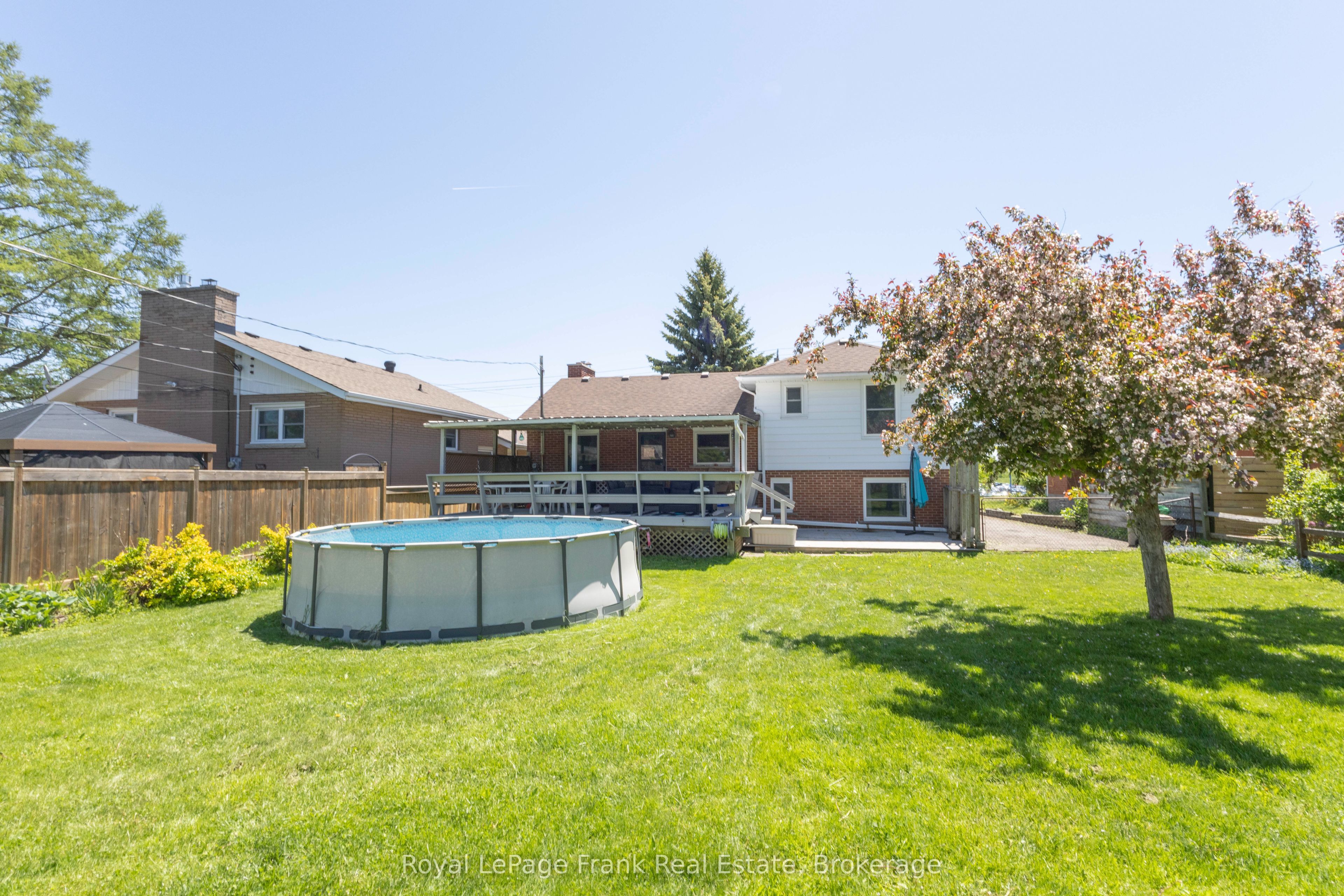 872 Weller Street Property Photo 40
