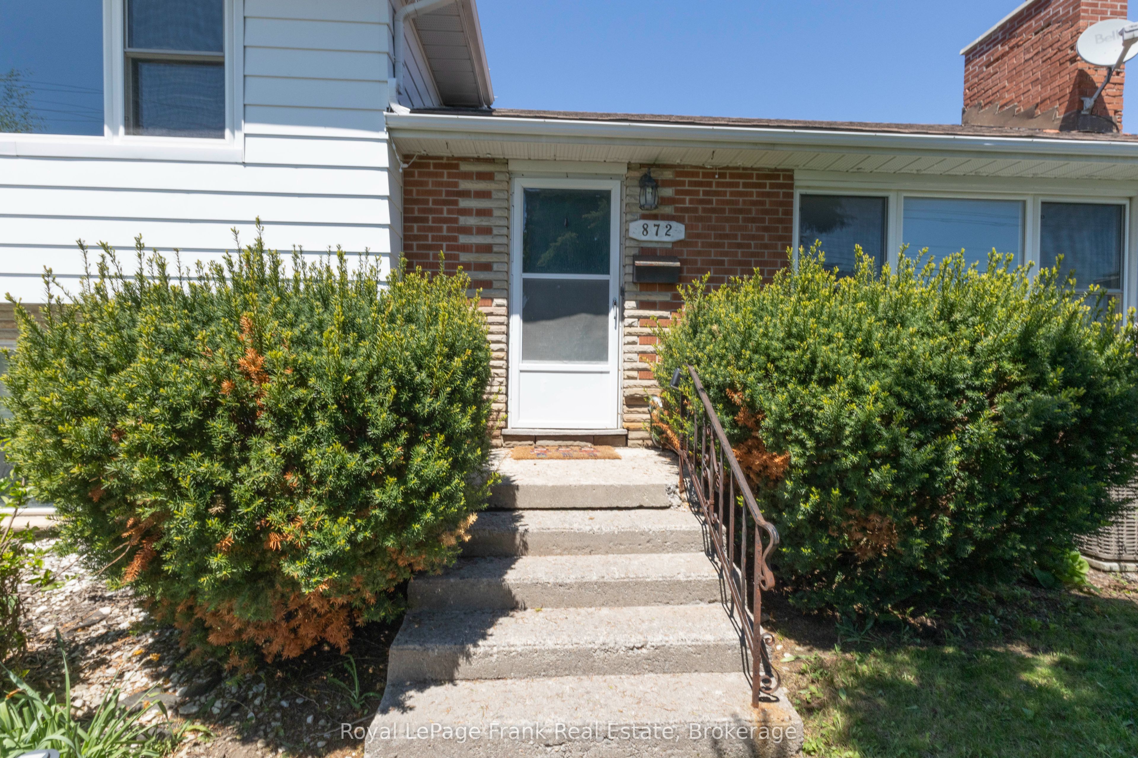 872 Weller Street Property Photo 41
