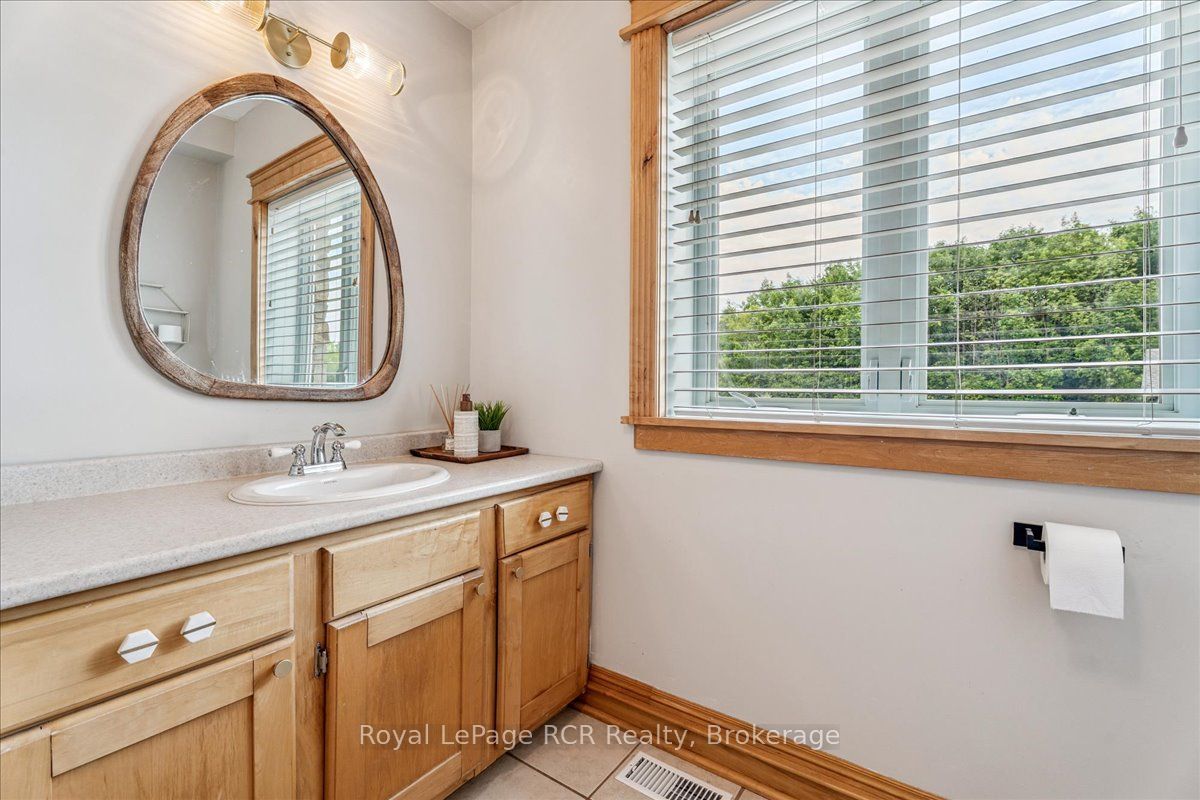 350281 Concession A Property Photo 31