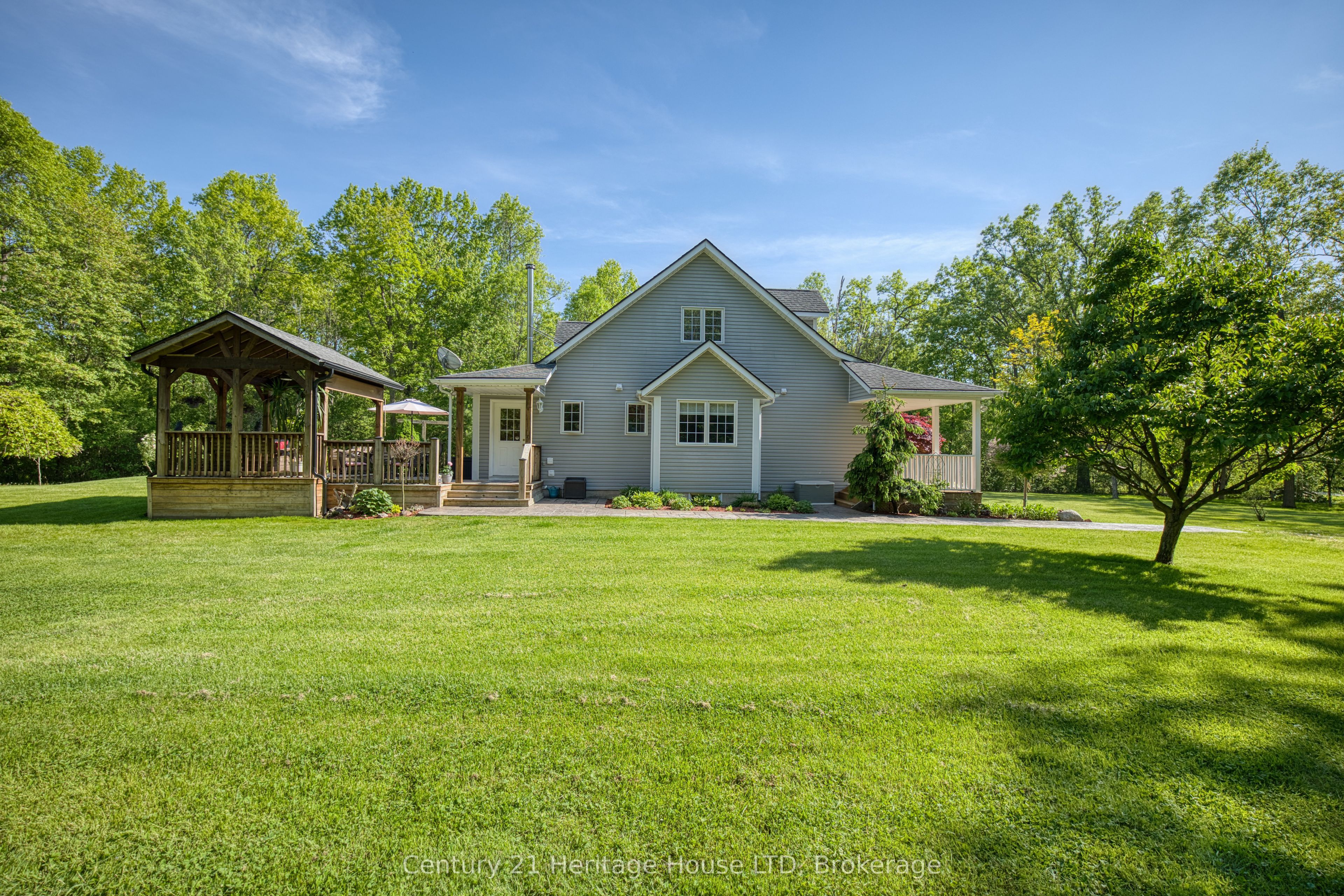 2468 Sunset Drive Property Photo 7