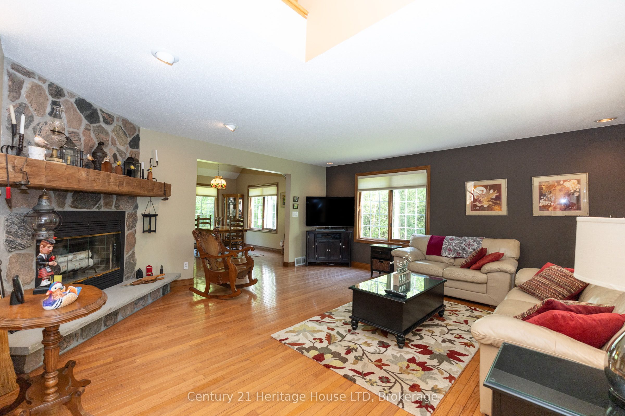 2468 Sunset Drive Property Photo 11