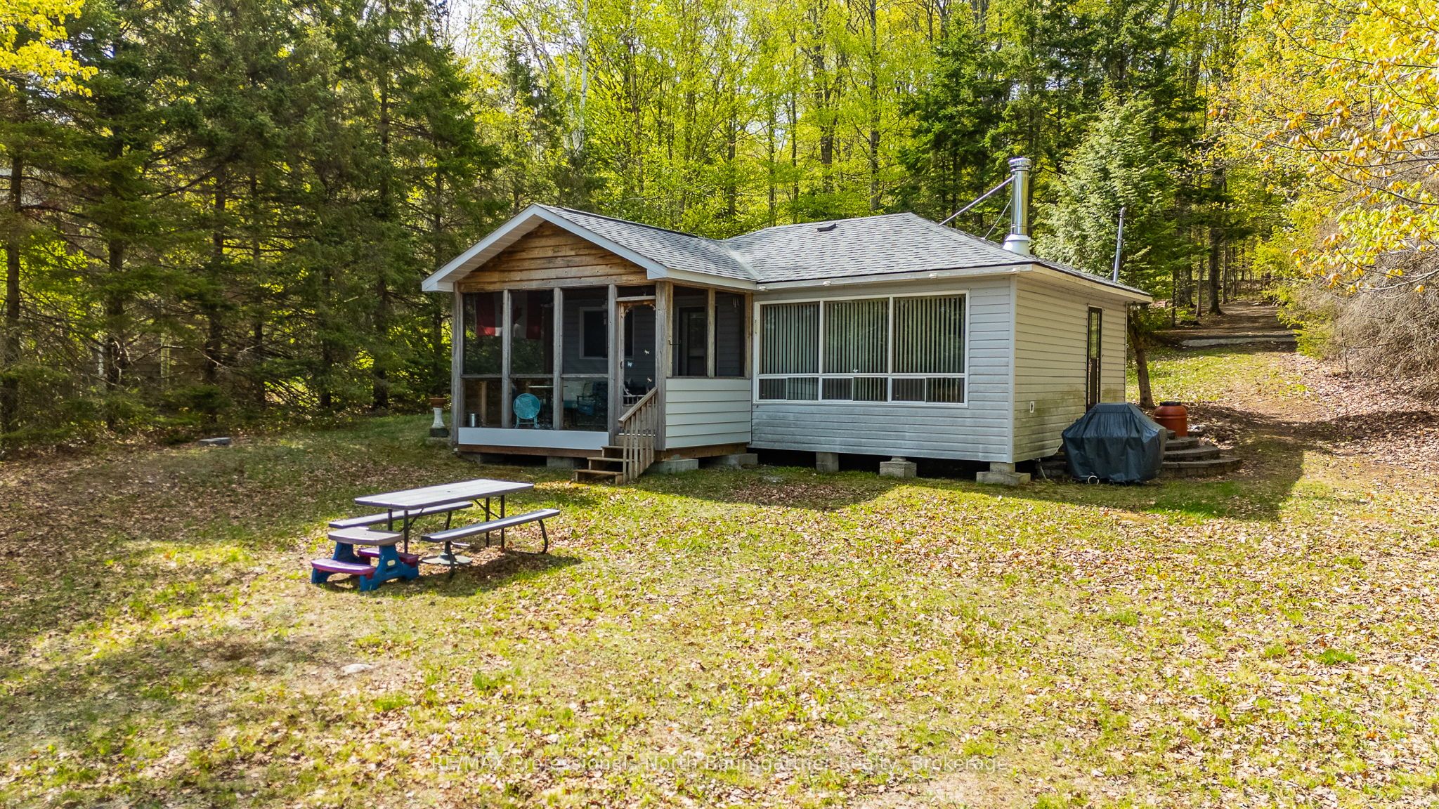 1066 Buckskin Lake Road Property Photo 3