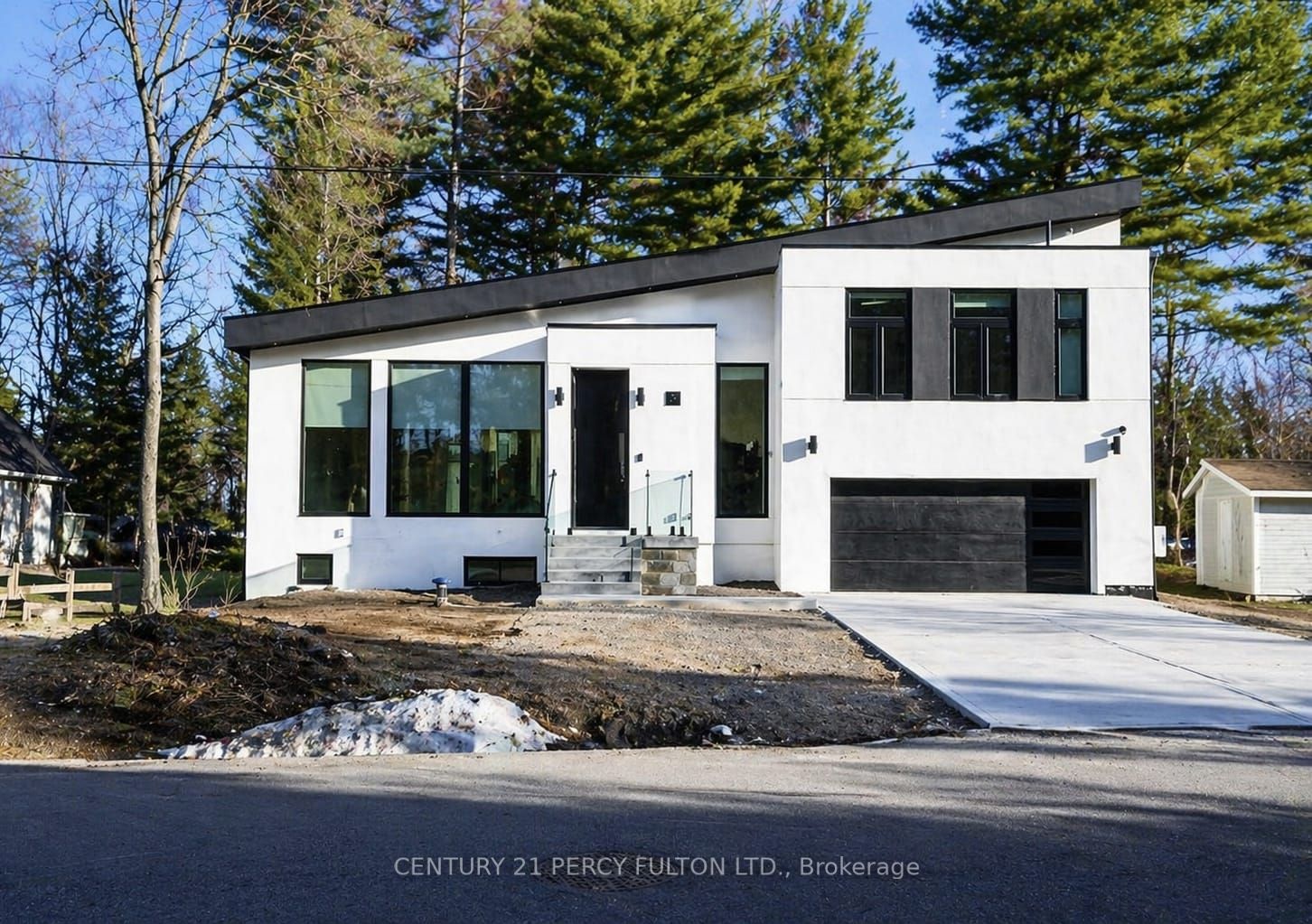 5 Robert Street Property Photo 1
