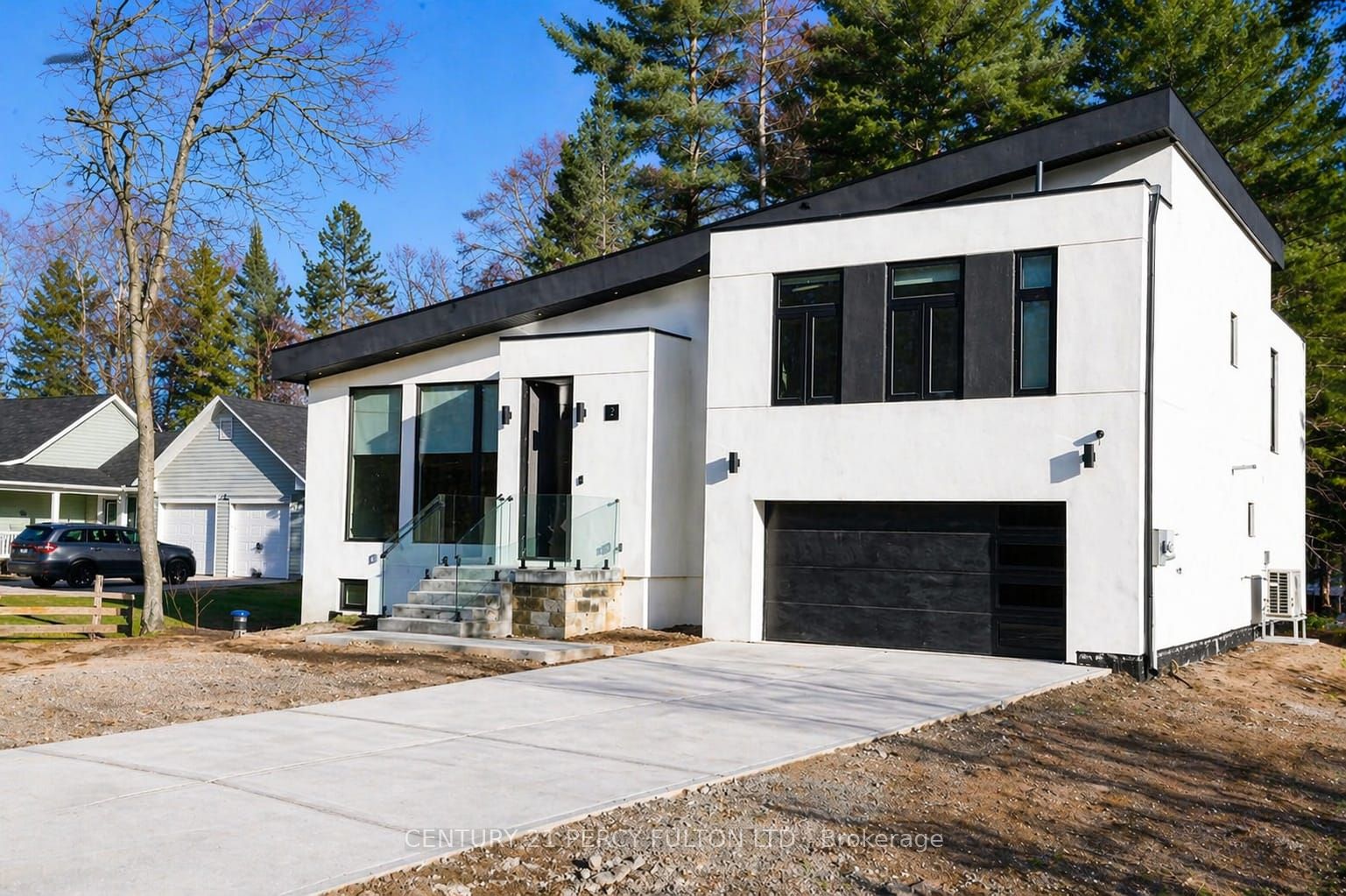 5 Robert Street Property Photo 2