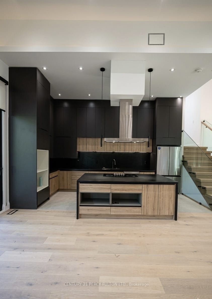 5 Robert Street Property Photo 4