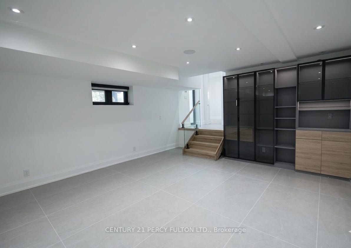 5 Robert Street Property Photo 8