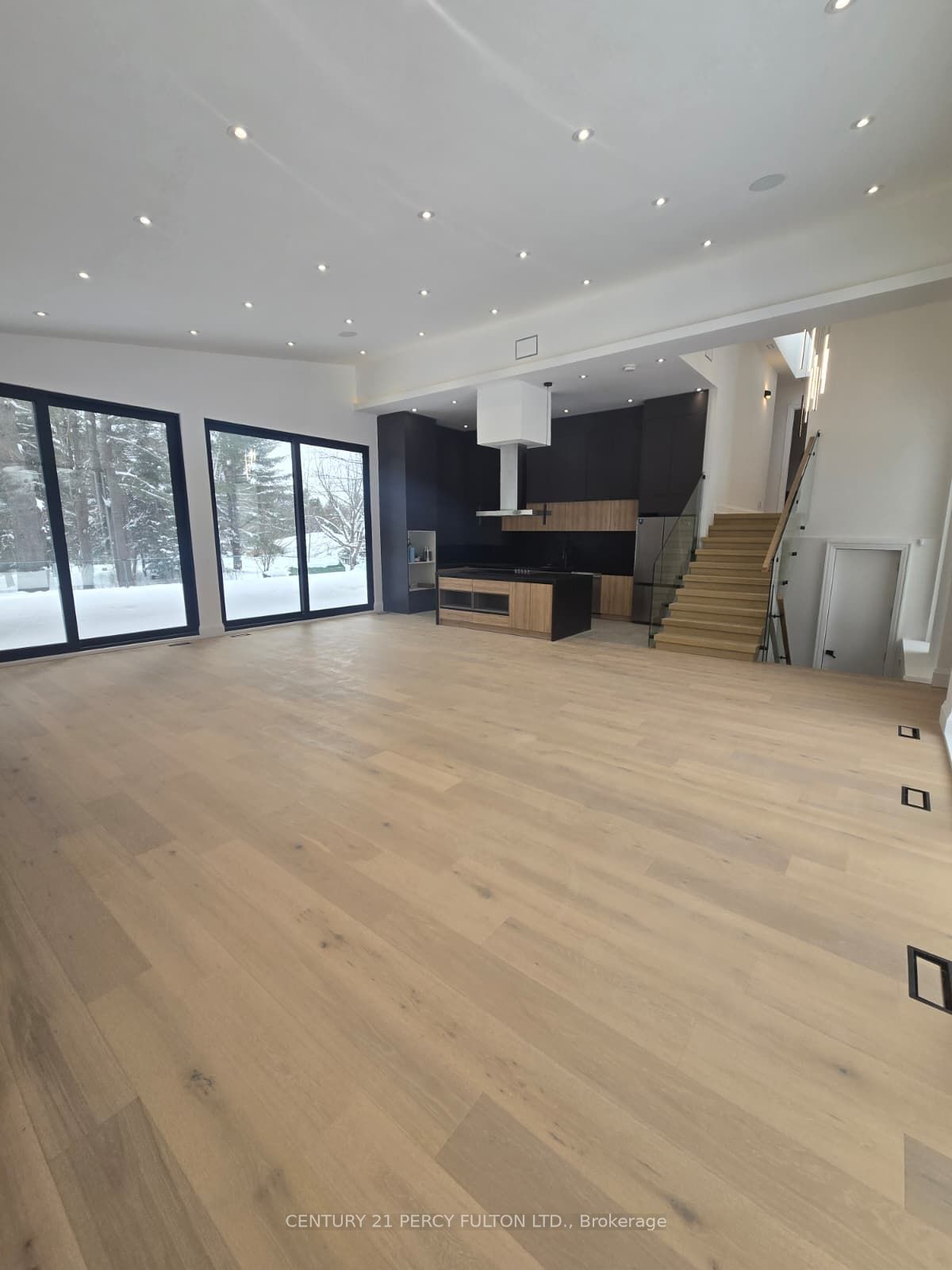 5 Robert Street Property Photo 21
