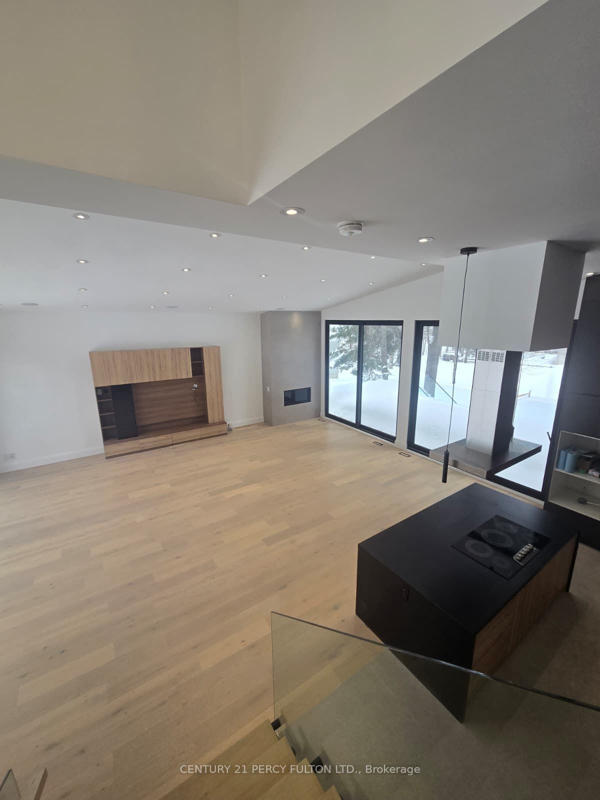 5 Robert Street Property Photo 24