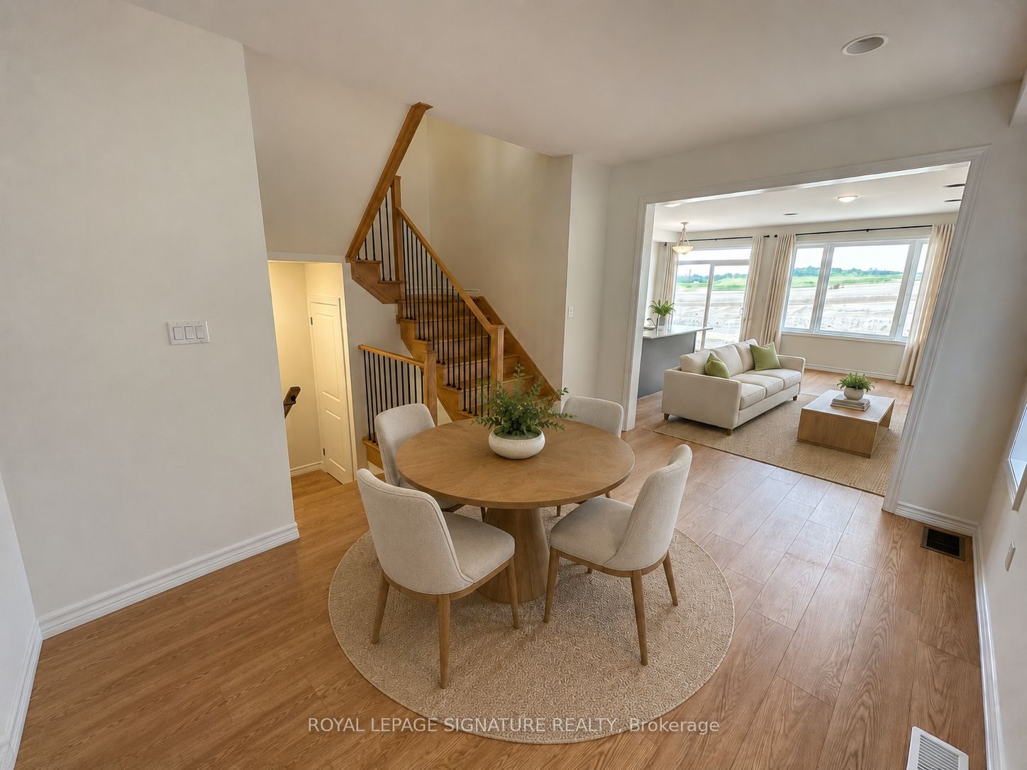 747 Carpenter Trail Property Photo 8