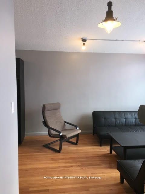 2347 Baseline Road Property Photo 11