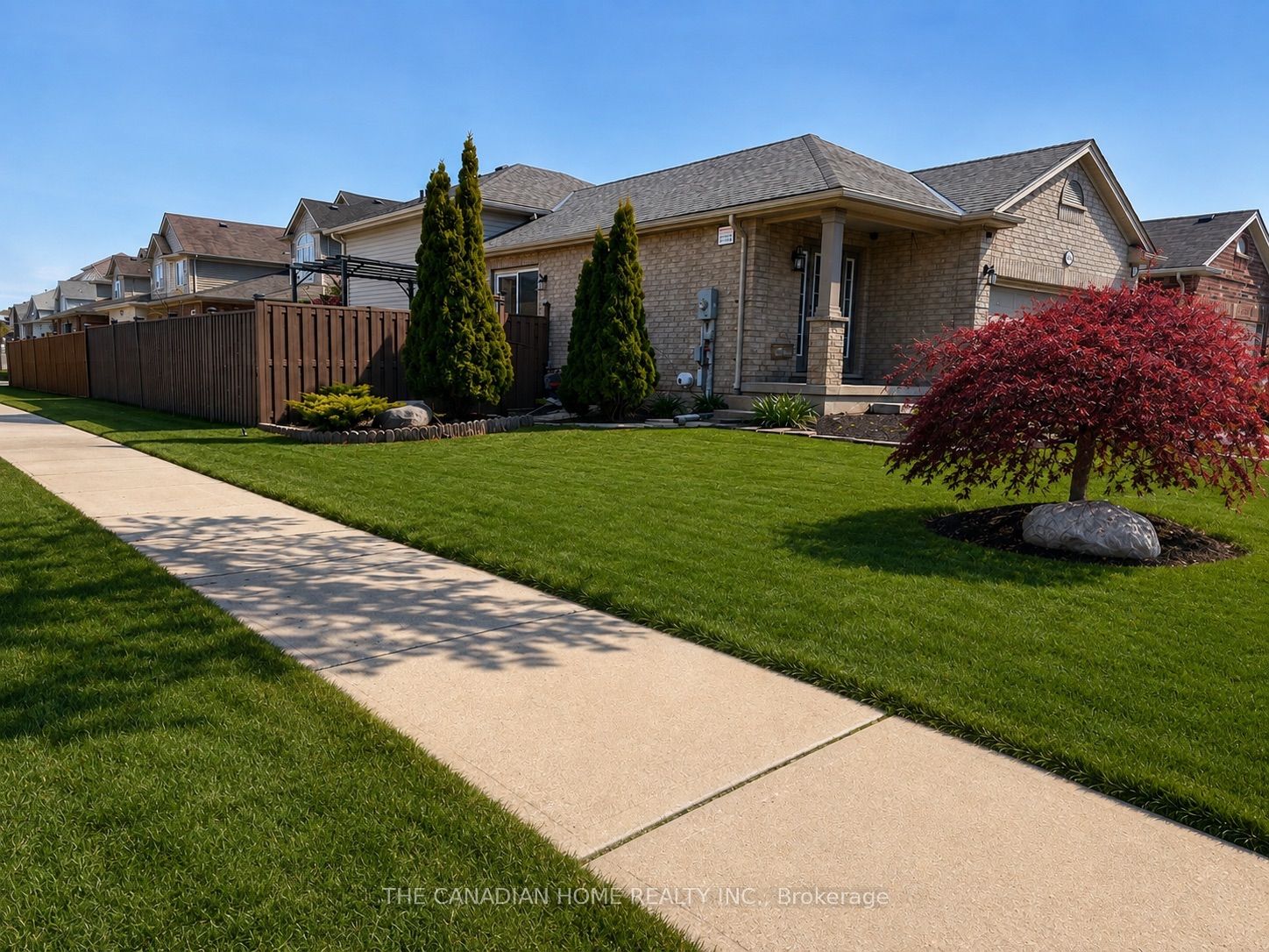 2842 Meadowgate Boulevard Property Photo 2