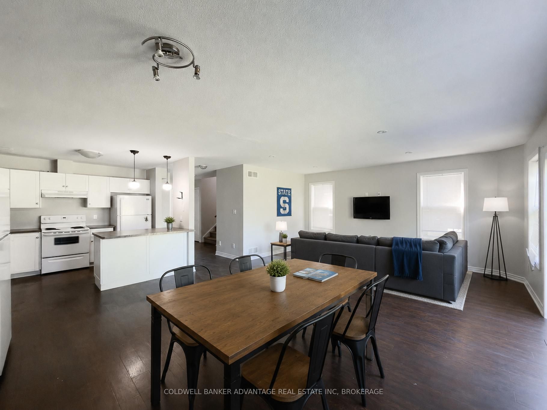 597 First Avenue Property Photo 8