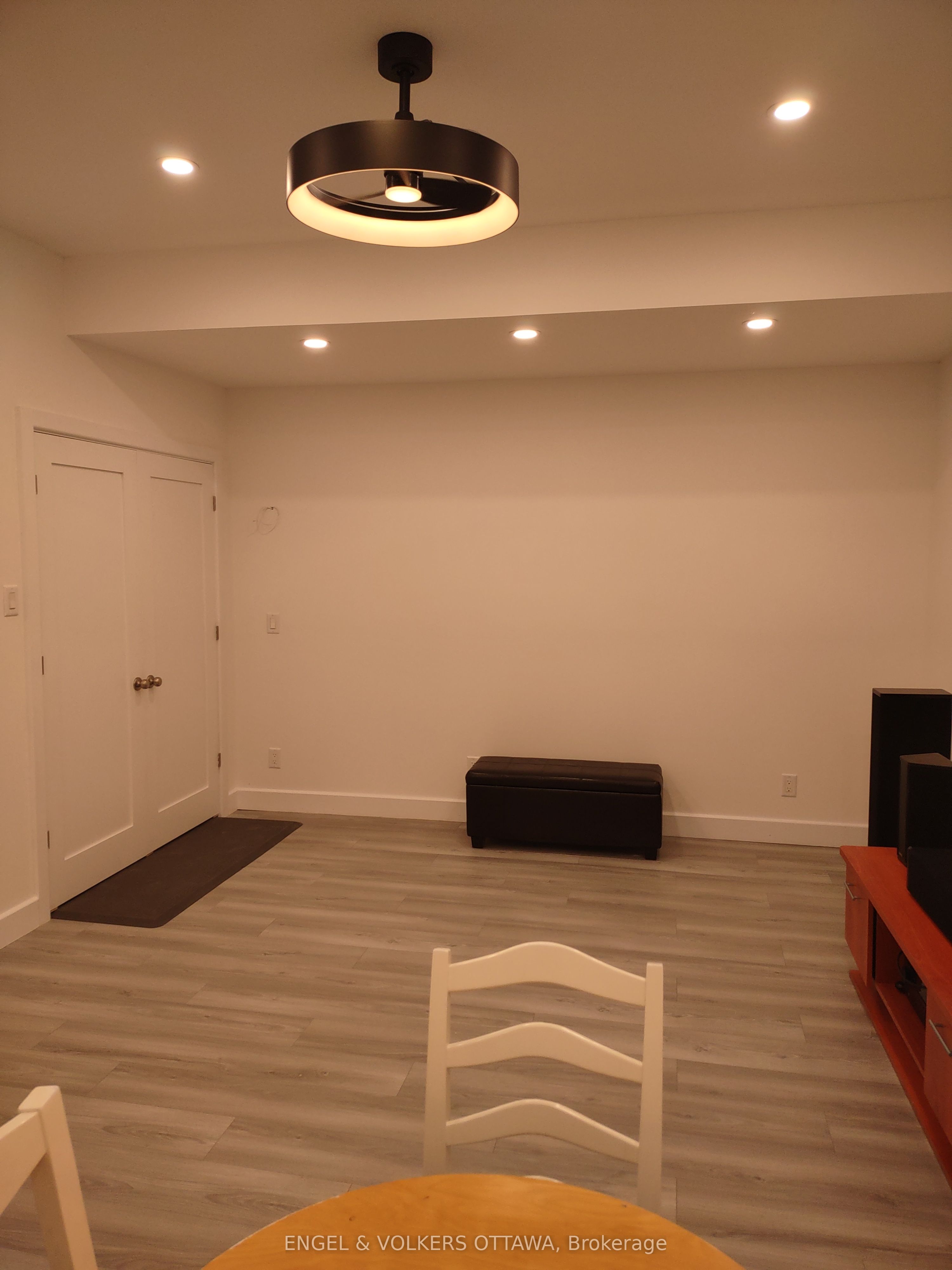 281 Kirchoffer B Property Photo 18