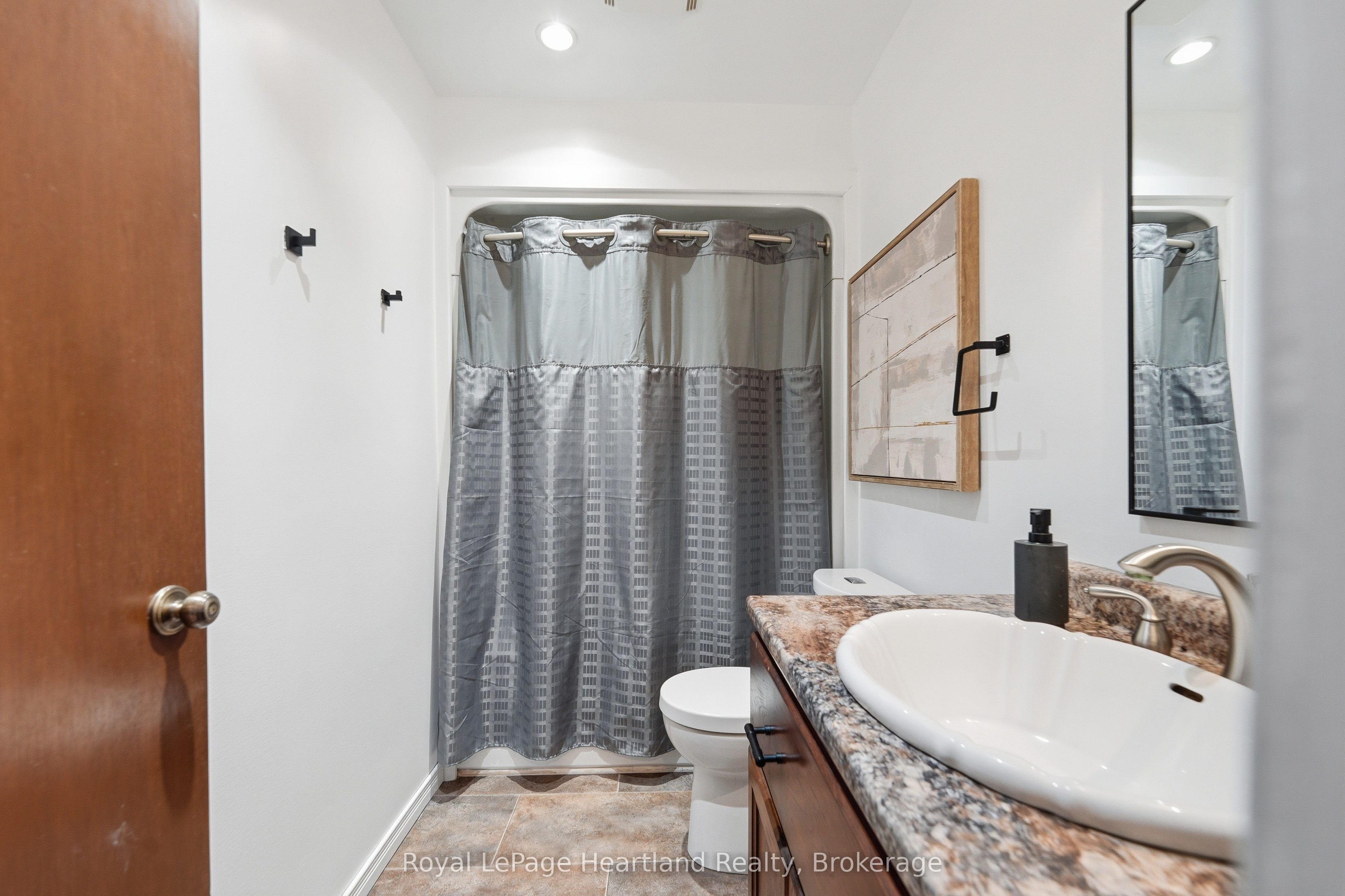 6 Alexander Street Property Photo 17