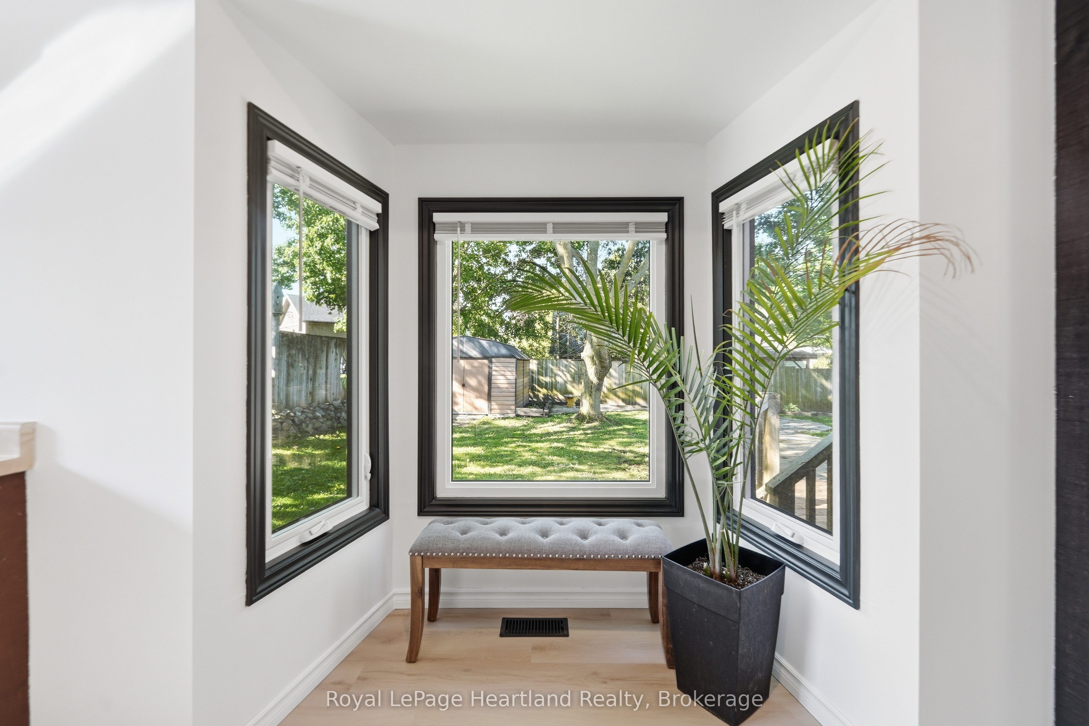 6 Alexander Street Property Photo 25