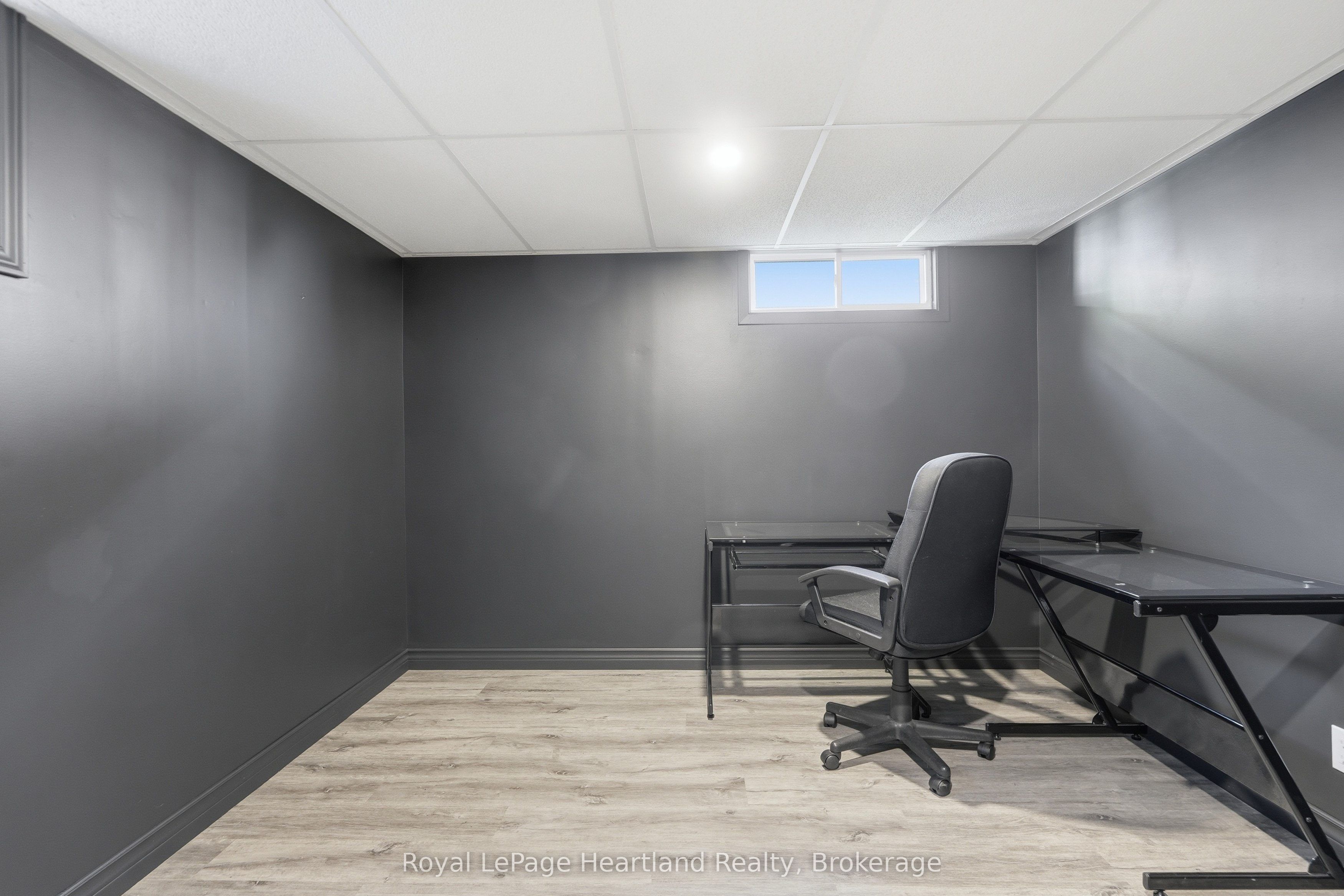 6 Alexander Street Property Photo 29