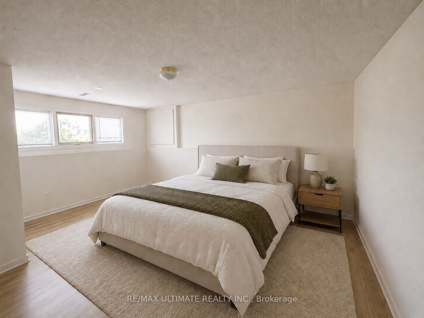 12 Stoney Brook Crescent Property Photo 9