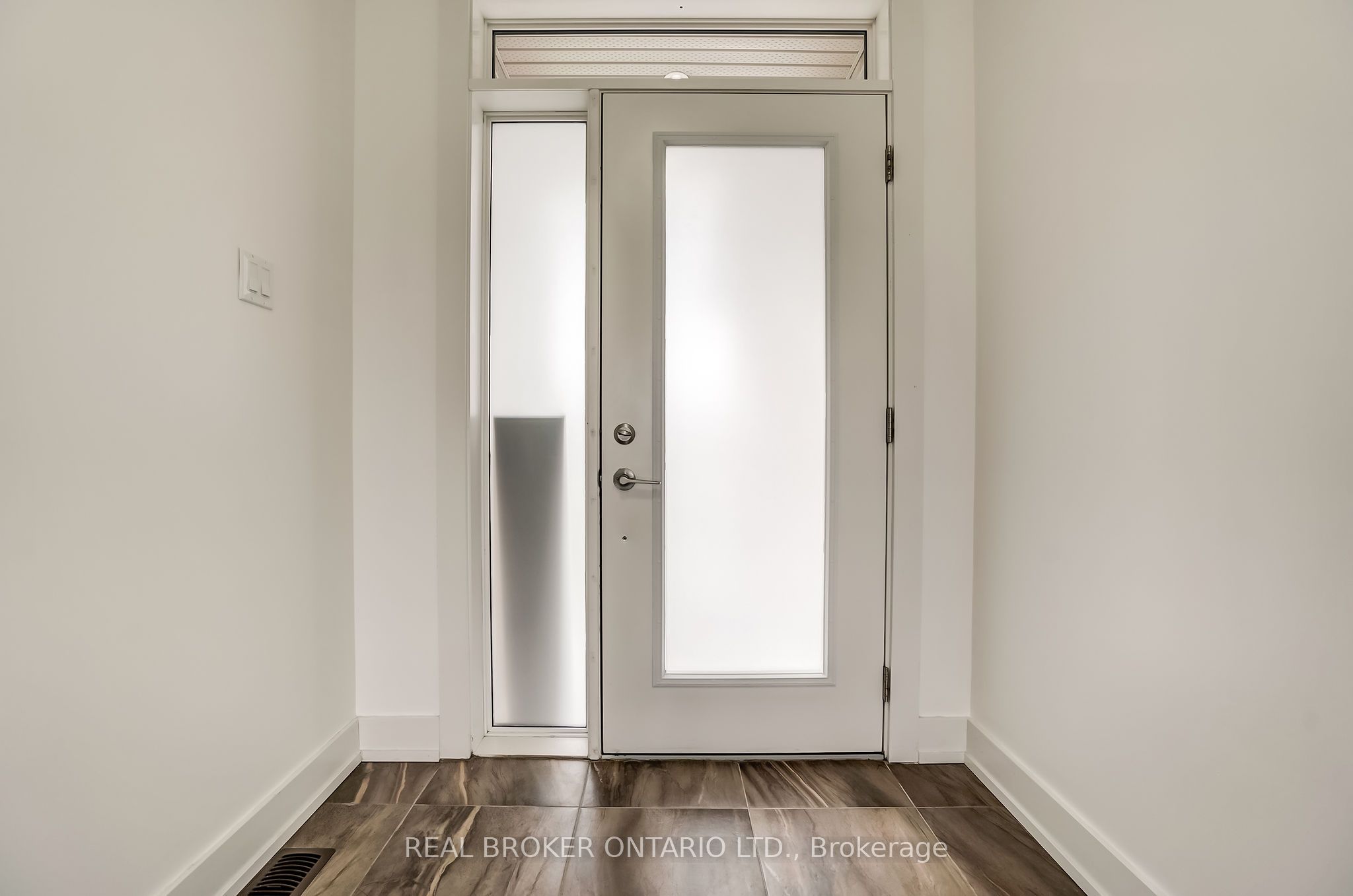 6237 Perth Street Property Photo 2