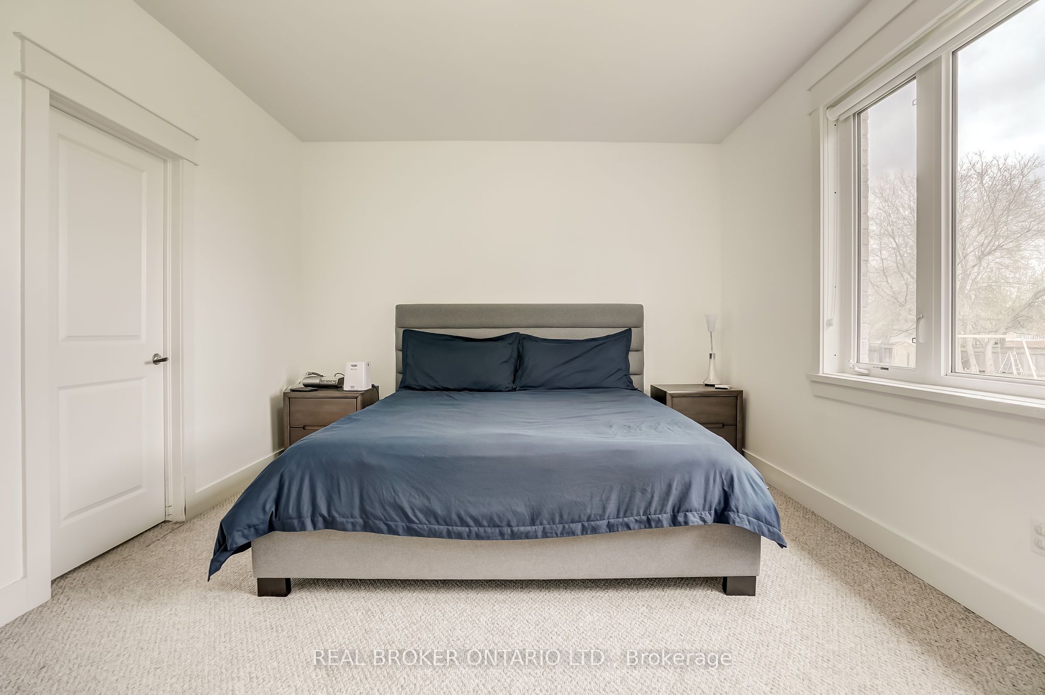 6237 Perth Street Property Photo 8