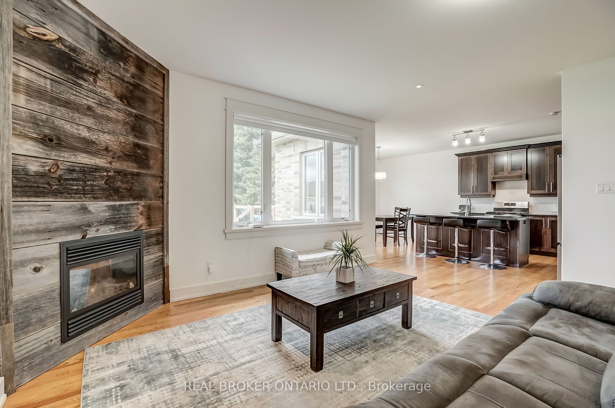 6237 Perth Street Property Photo 16