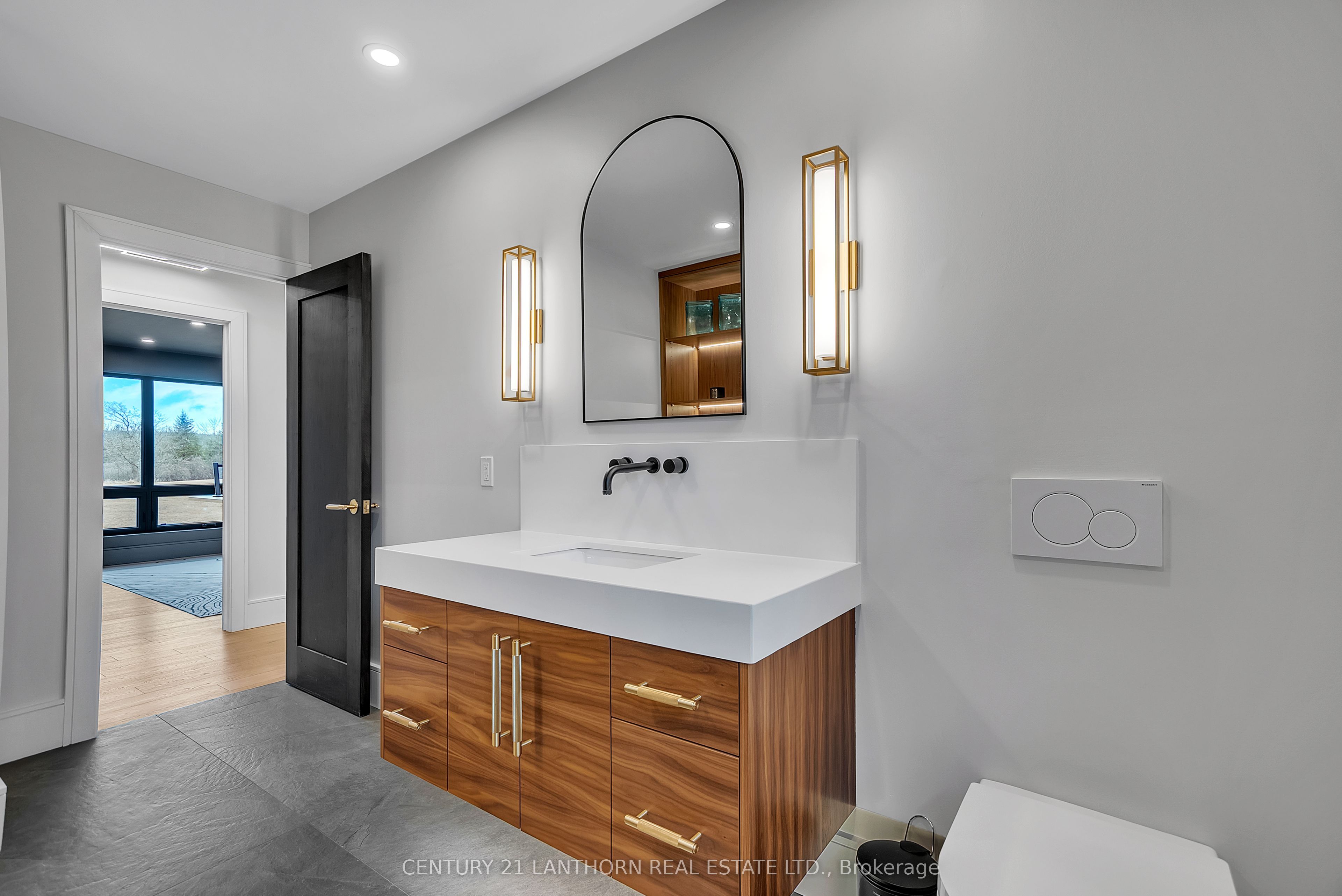 676 Foxton Road Property Photo 21