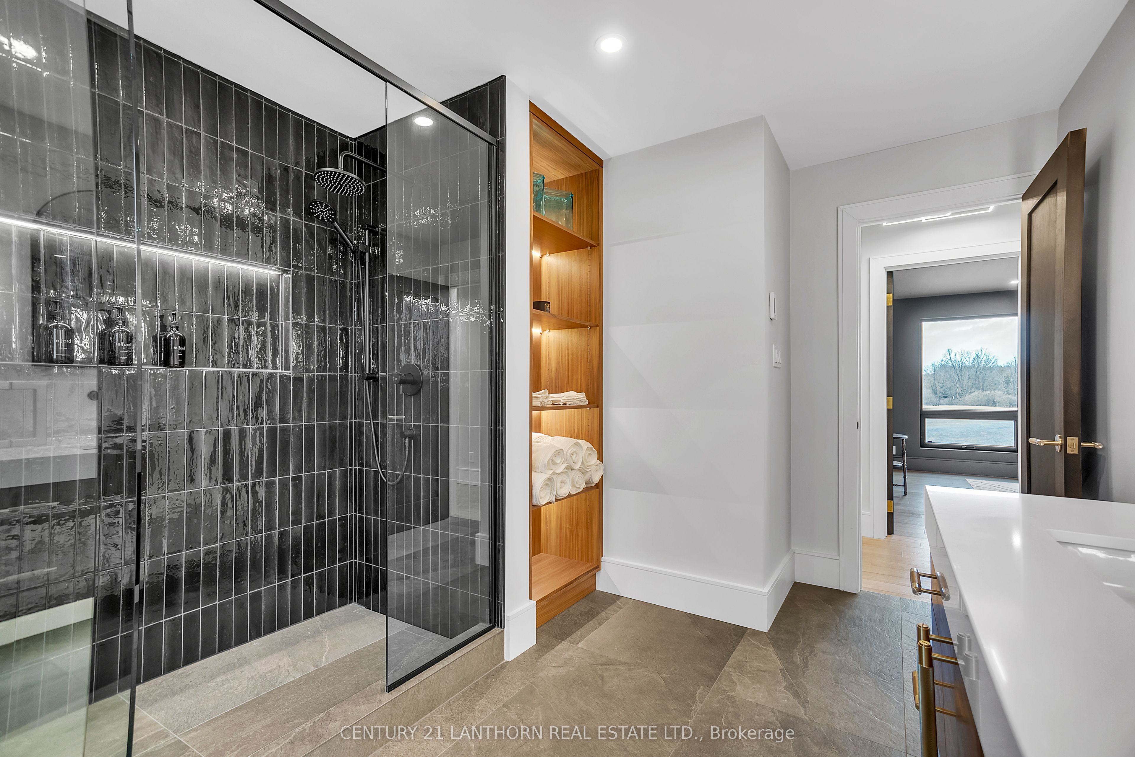 676 Foxton Road Property Photo 23
