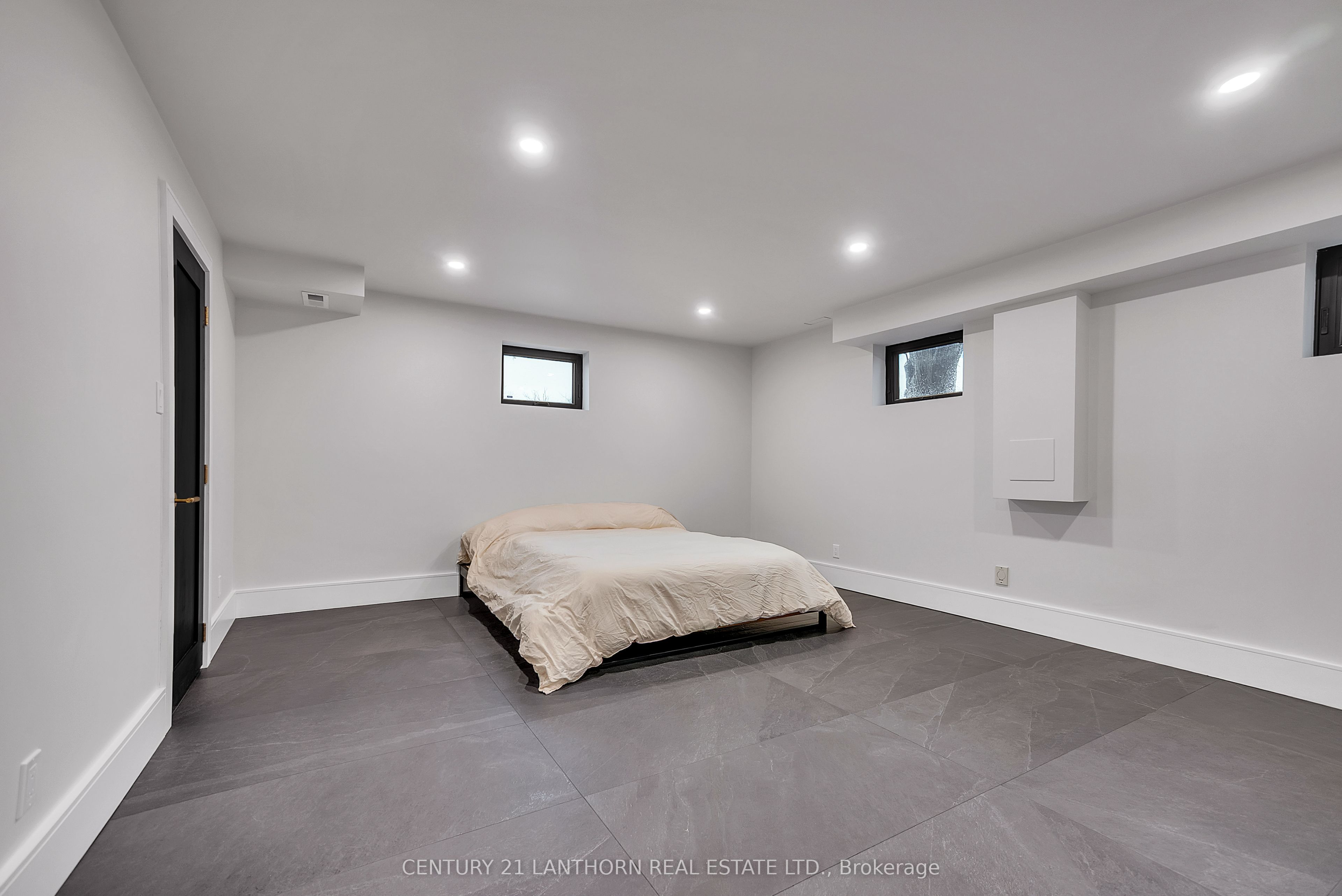 676 Foxton Road Property Photo 35
