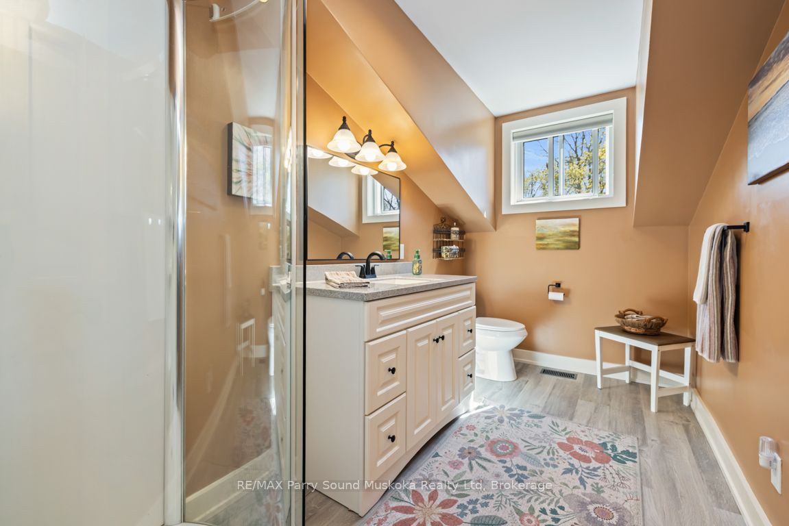 13 Peninsula Shores Road E Property Photo 29