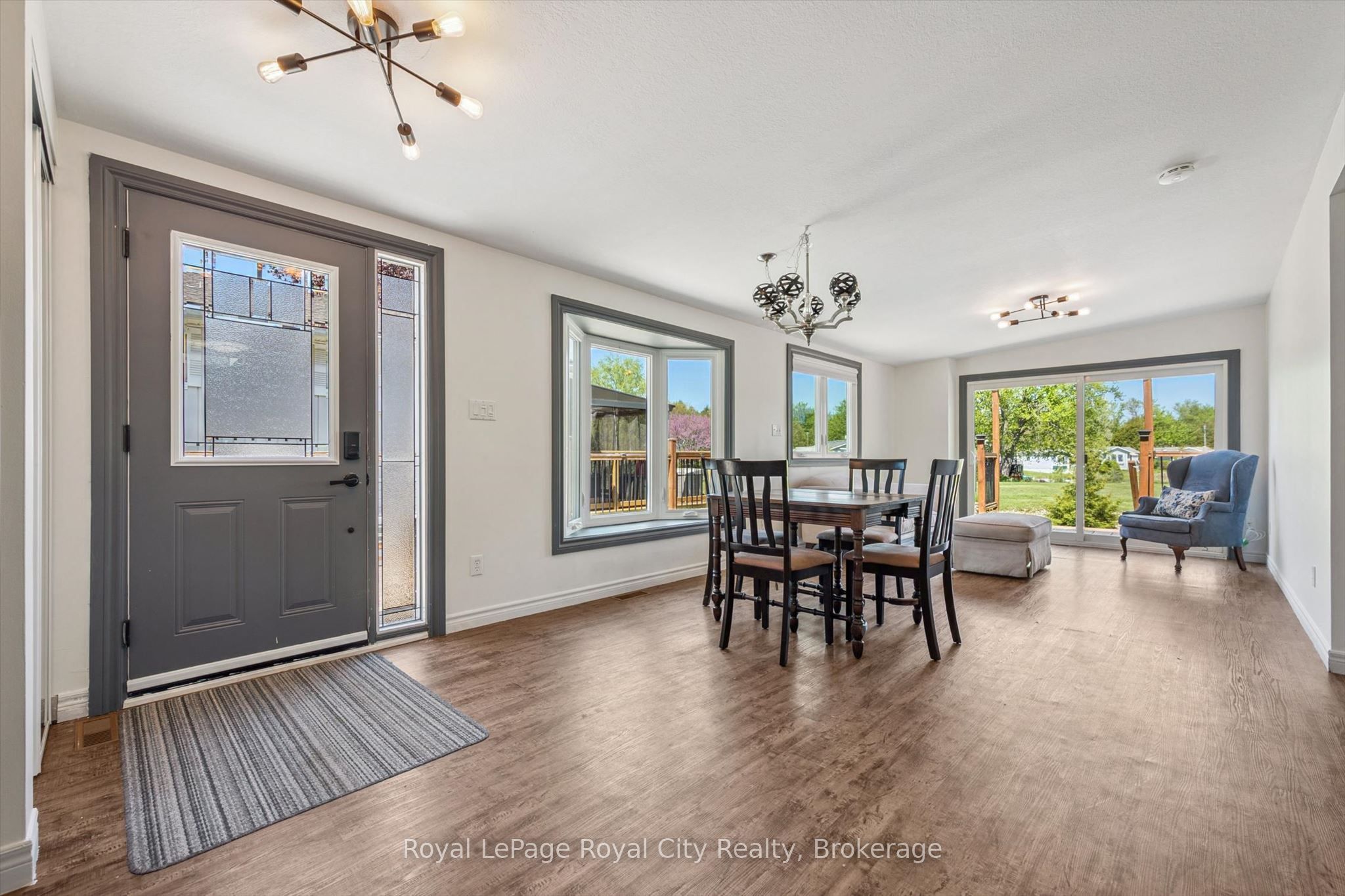 9 Bush Lane Property Photo 6
