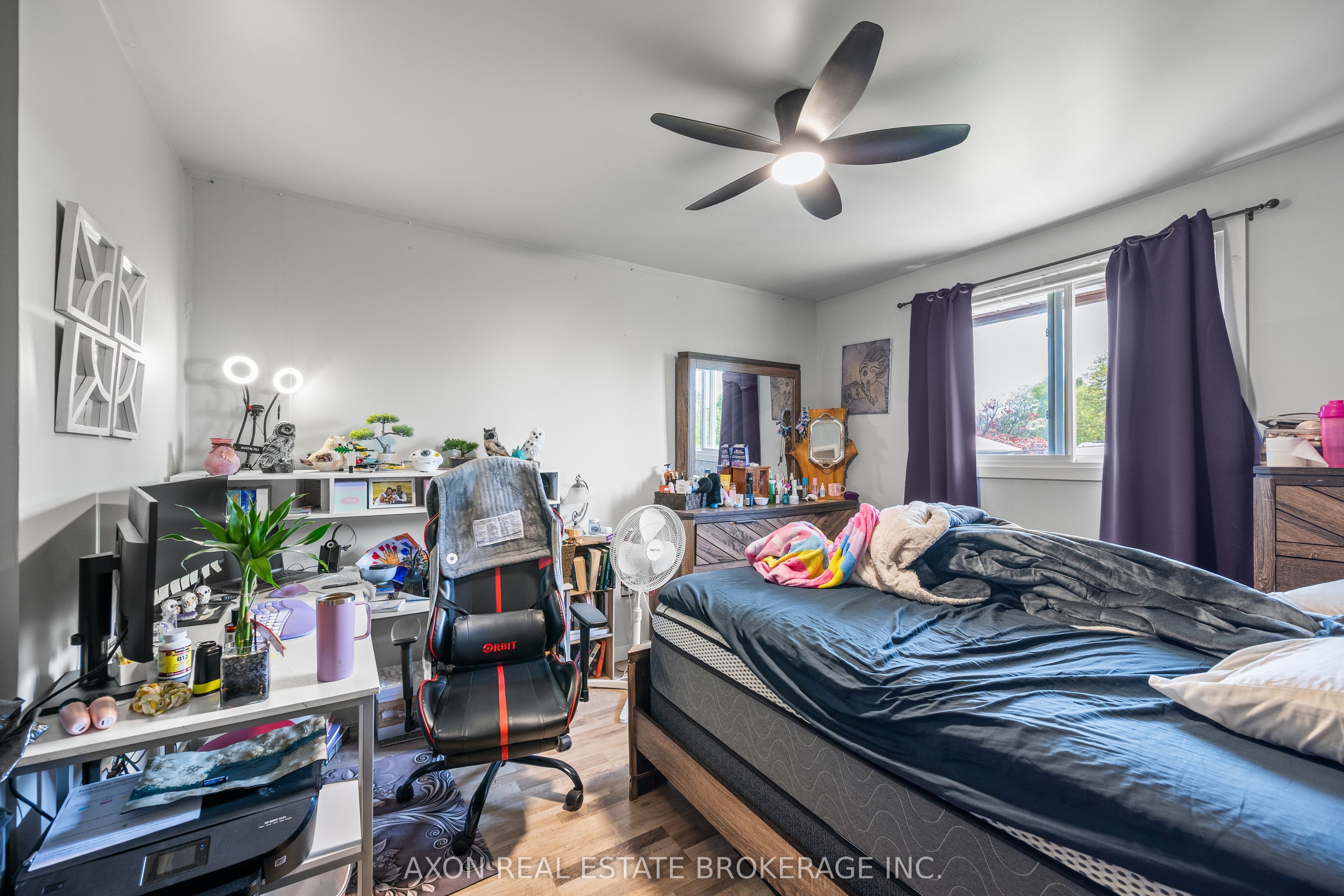 869 Oakview Avenue Property Photo 9