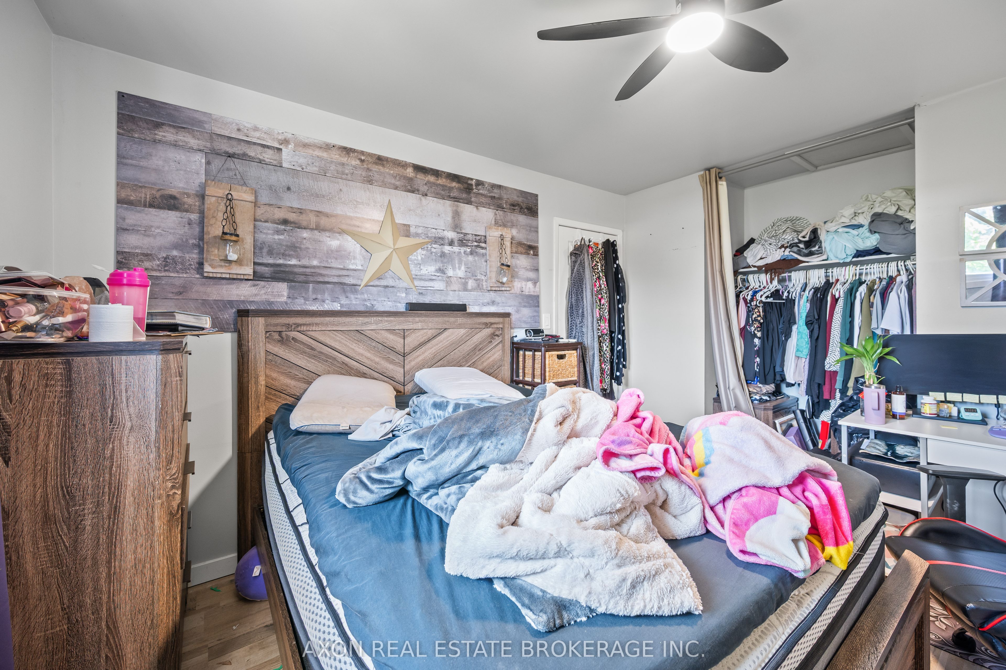 869 Oakview Avenue Property Photo 10