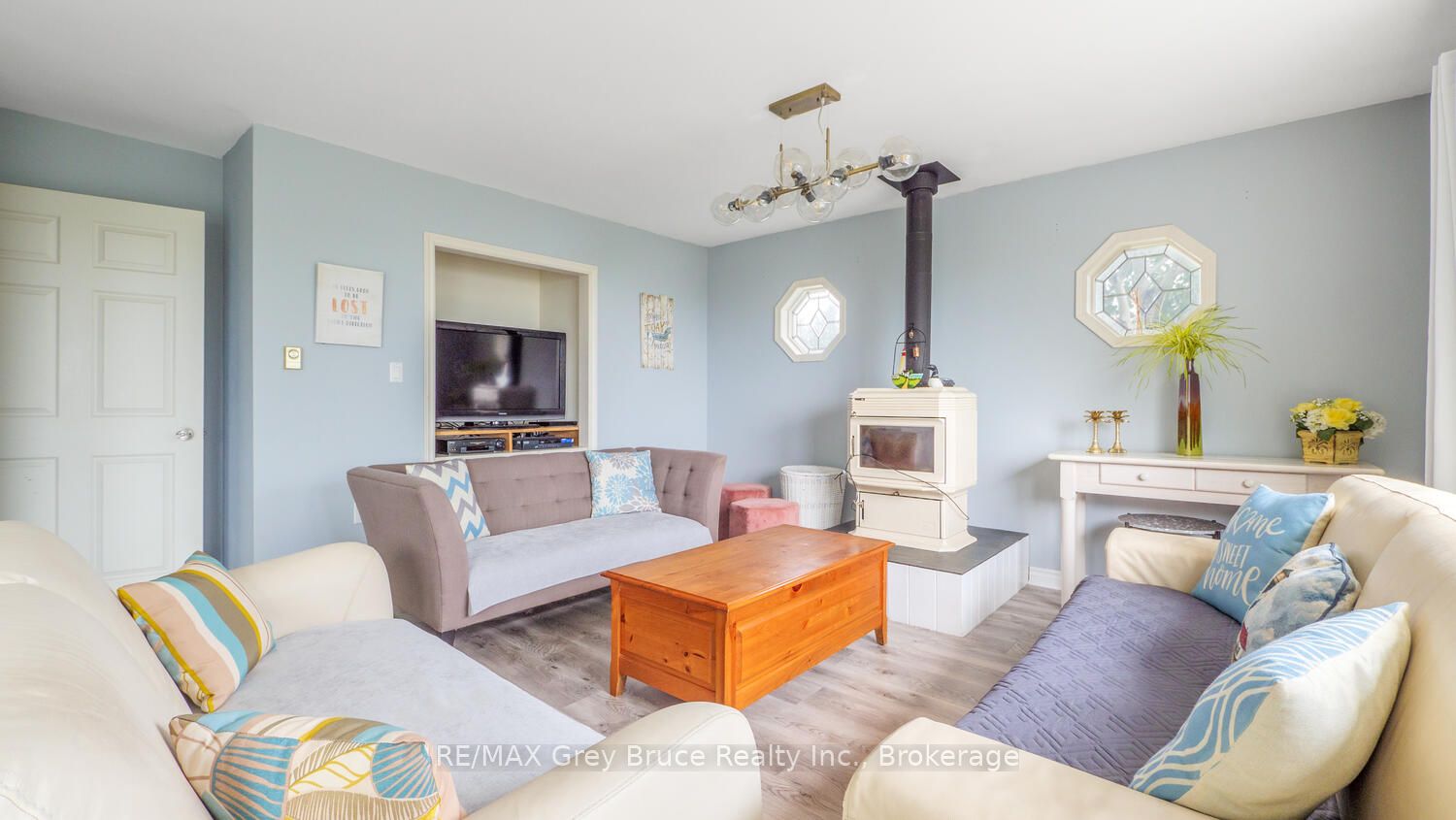 952 Dorcas Bay Road Property Photo 16