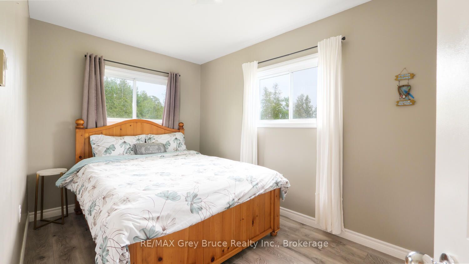 952 Dorcas Bay Road Property Photo 22