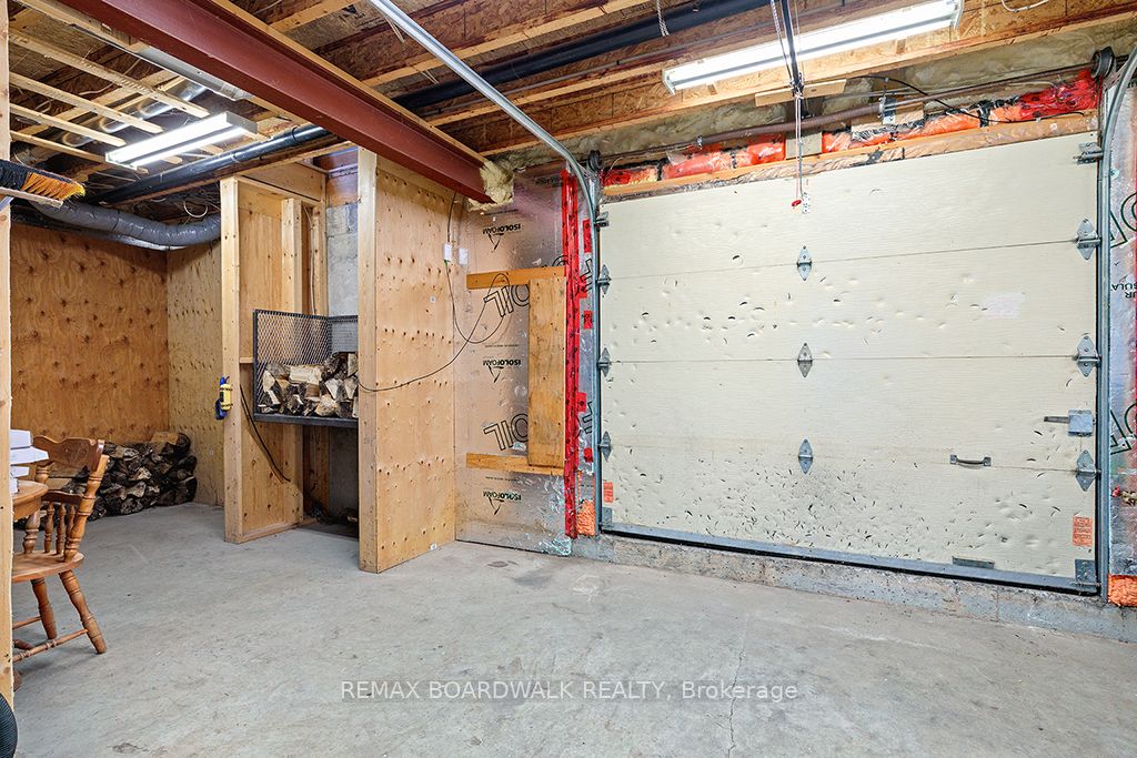 1439 Lacroix Road Property Photo 39