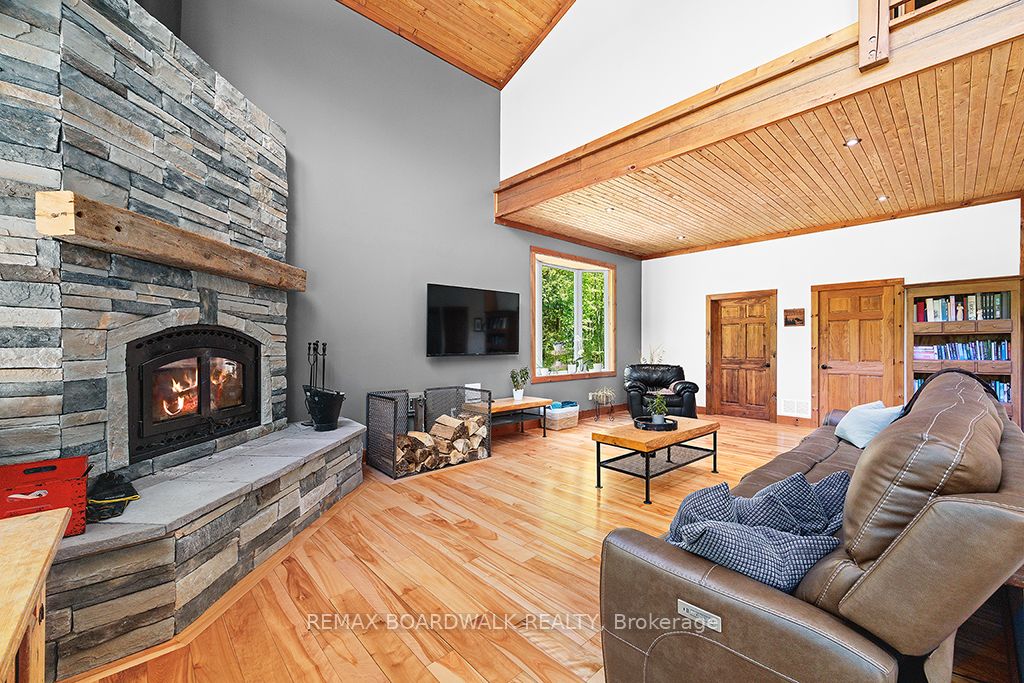 1439 Lacroix Road Property Photo 40