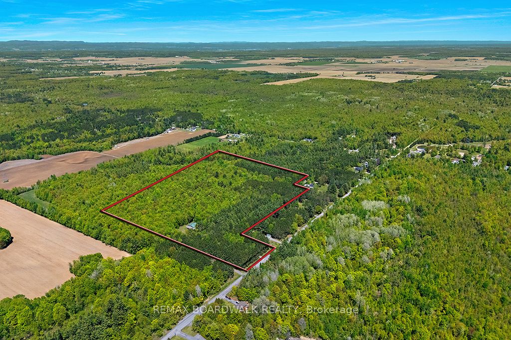1439 Lacroix Road Property Photo 48
