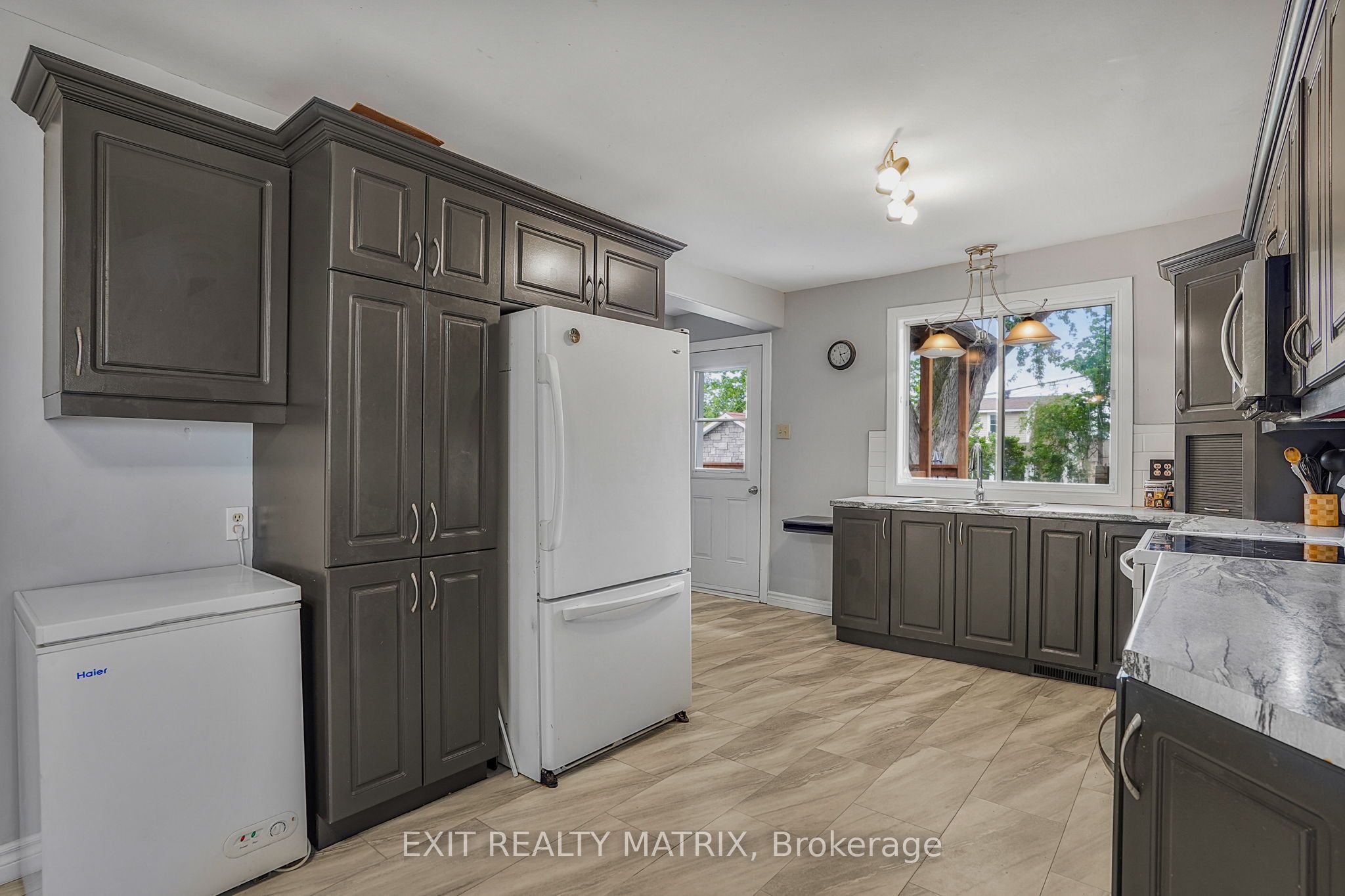 453 Garneau Road Property Photo 7