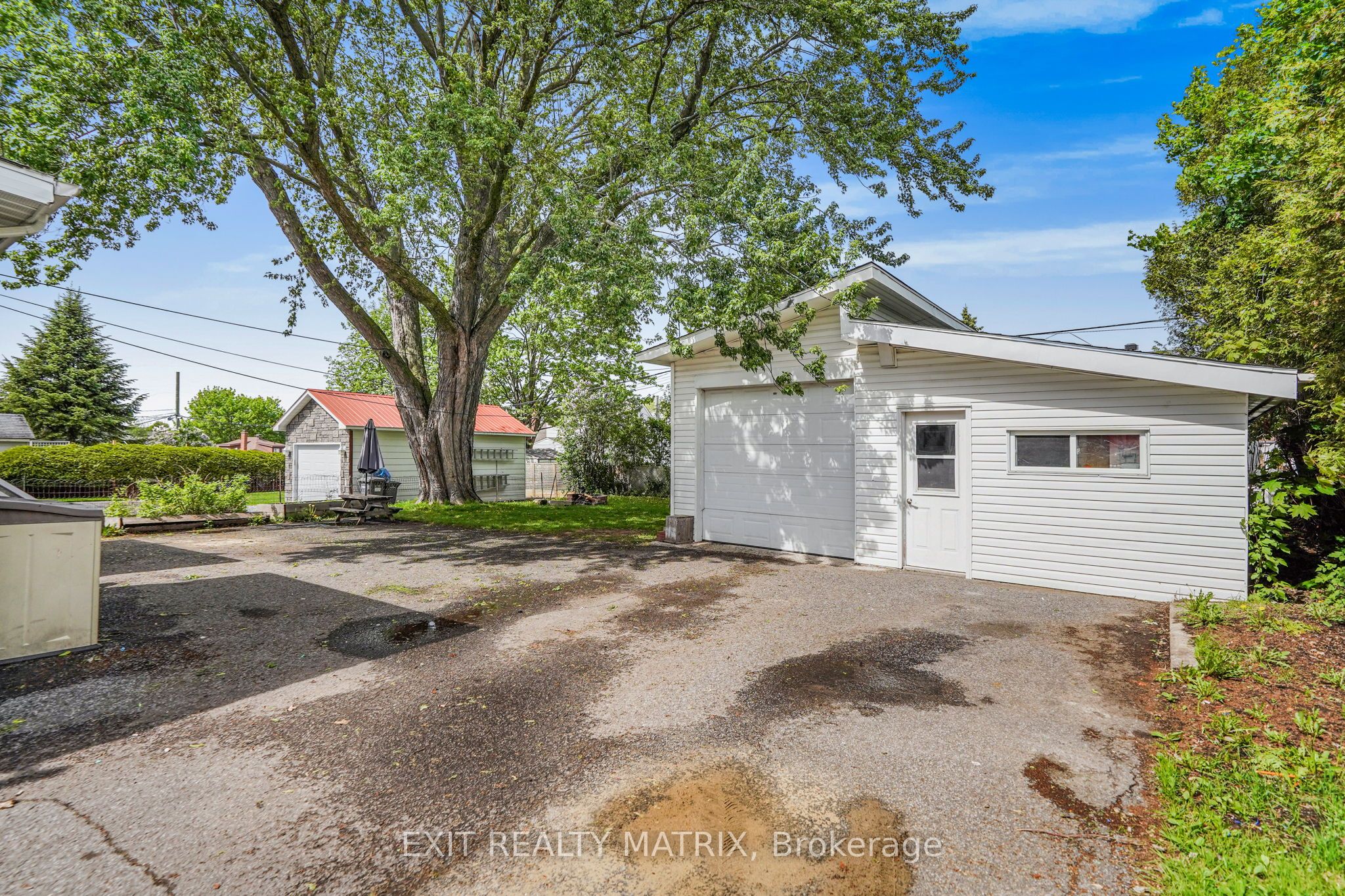 453 Garneau Road Property Photo 25