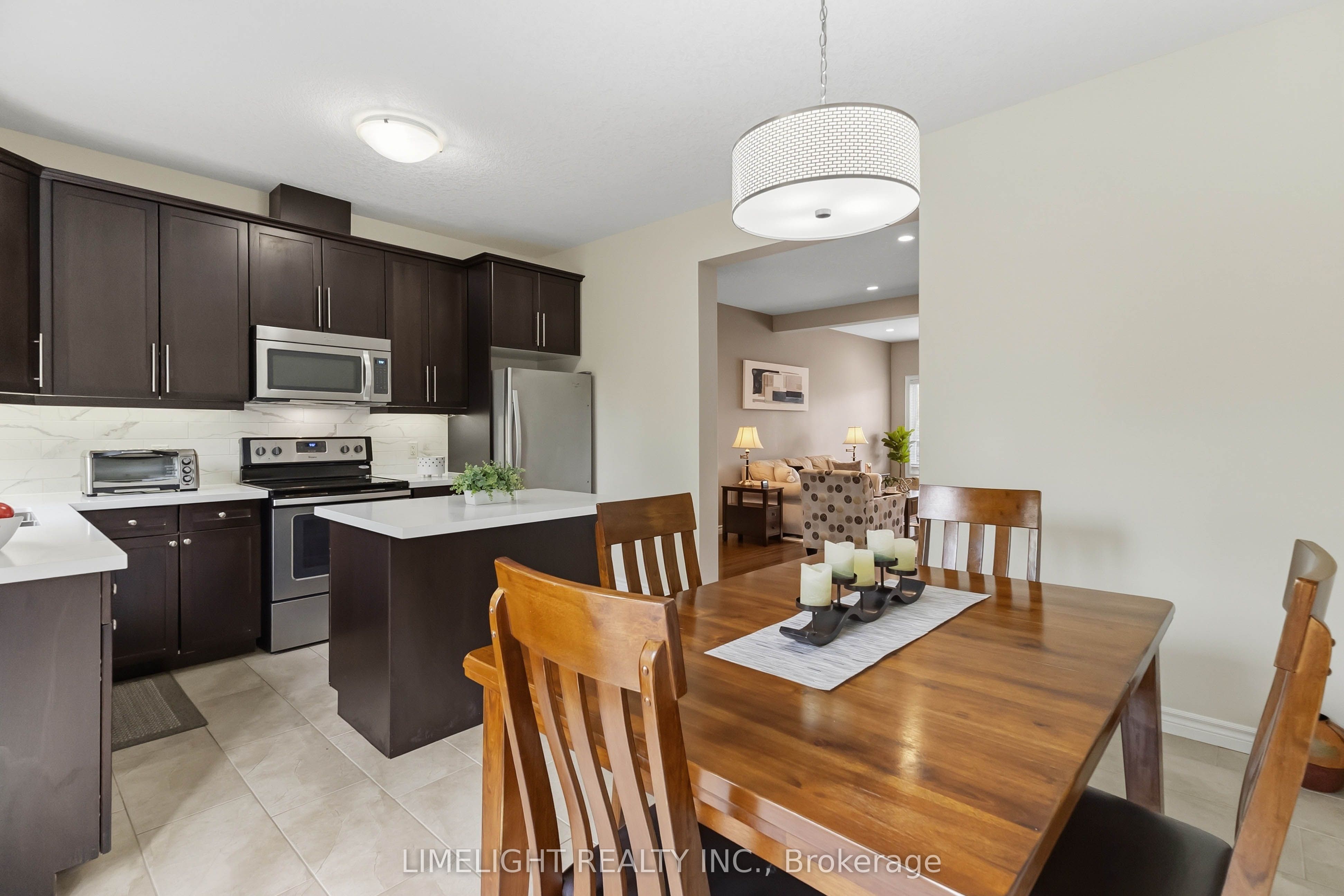 3320 Meadowgate Boulevard 218 Property Photo 15
