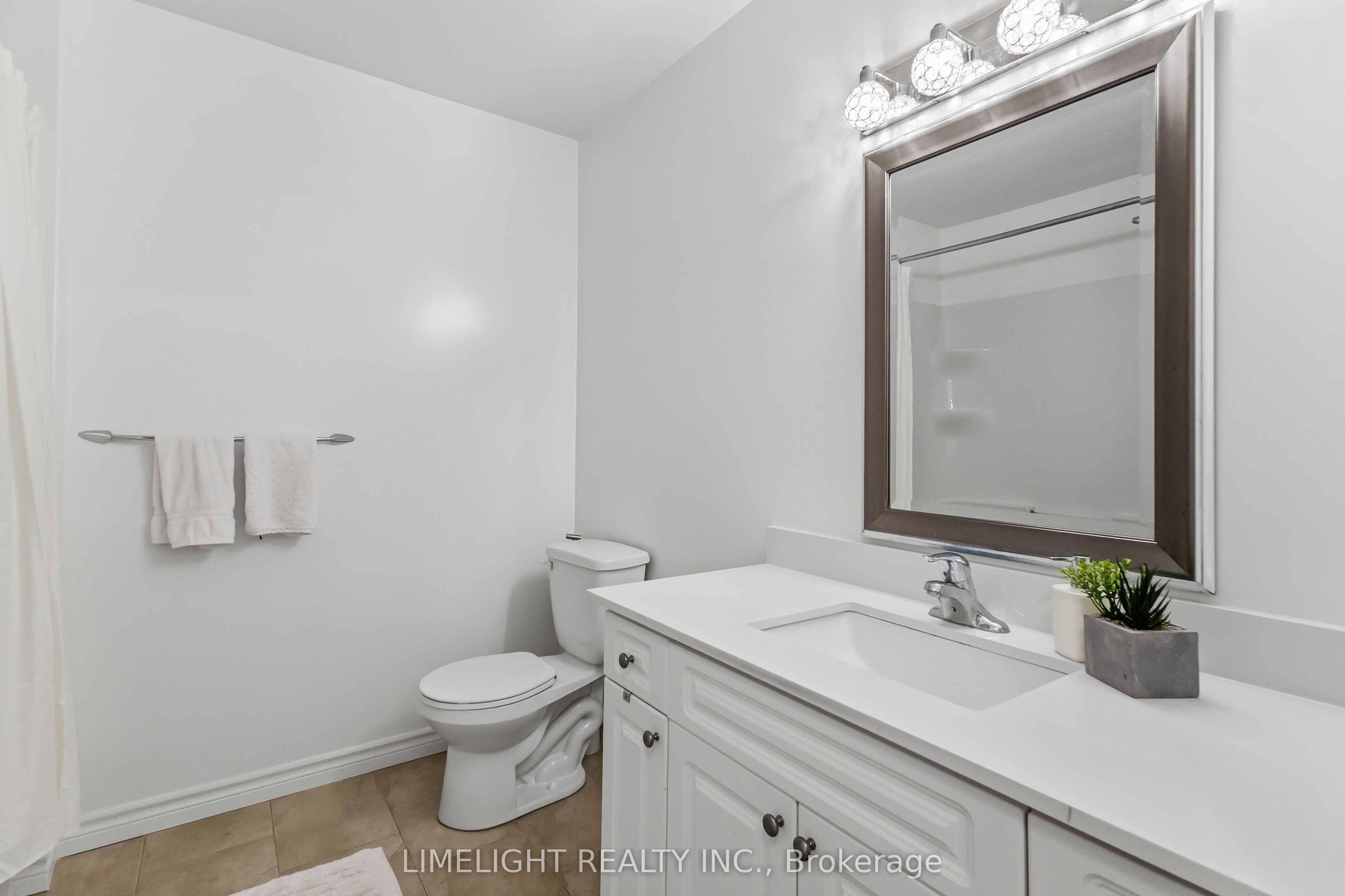 3320 Meadowgate Boulevard 218 Property Photo 28