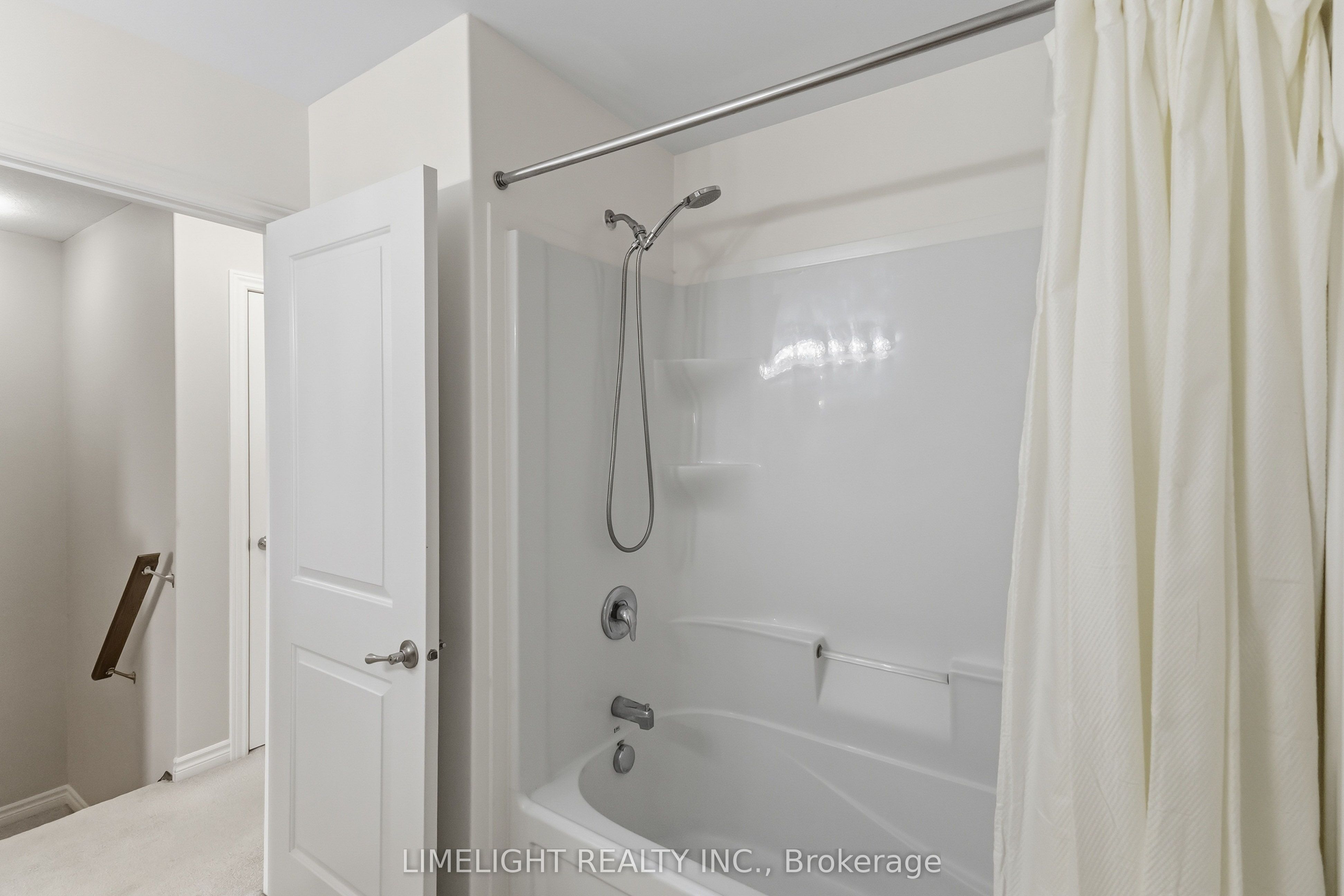 3320 Meadowgate Boulevard 218 Property Photo 29